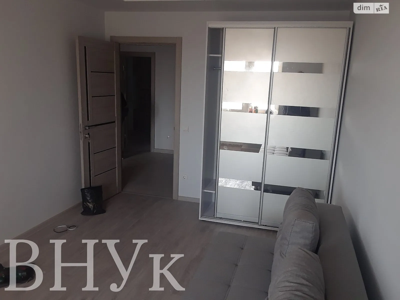 1-кімнатна квартира 67 кв. м у Тернополі, вул. Пирогова, 46 - фото 1