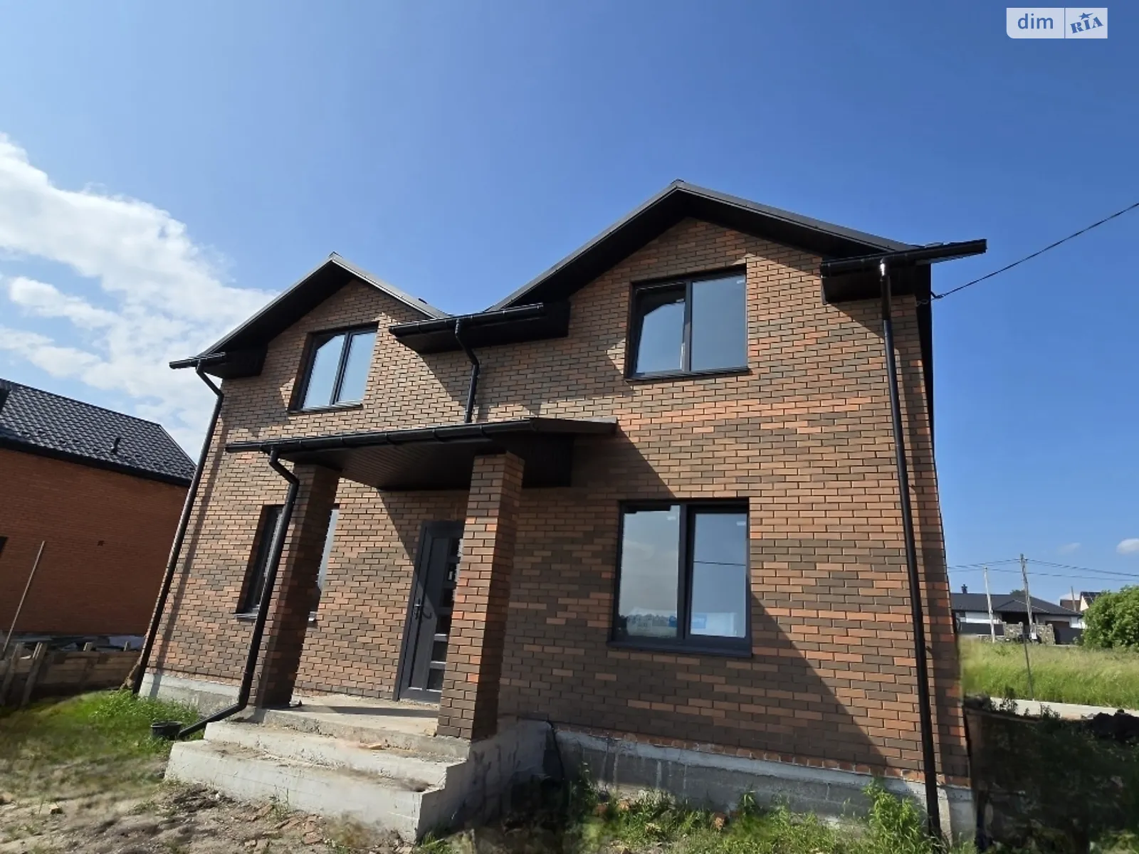 Продается дом на 2 этажа 141 кв. м с террасой, цена: 94000 $ - фото 1