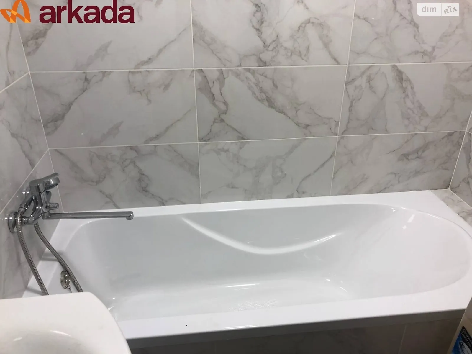 Сдается в аренду 1-комнатная квартира 42 кв. м в Ивано-Франковске, ул. Национальной Гвардии, 14В - фото 1