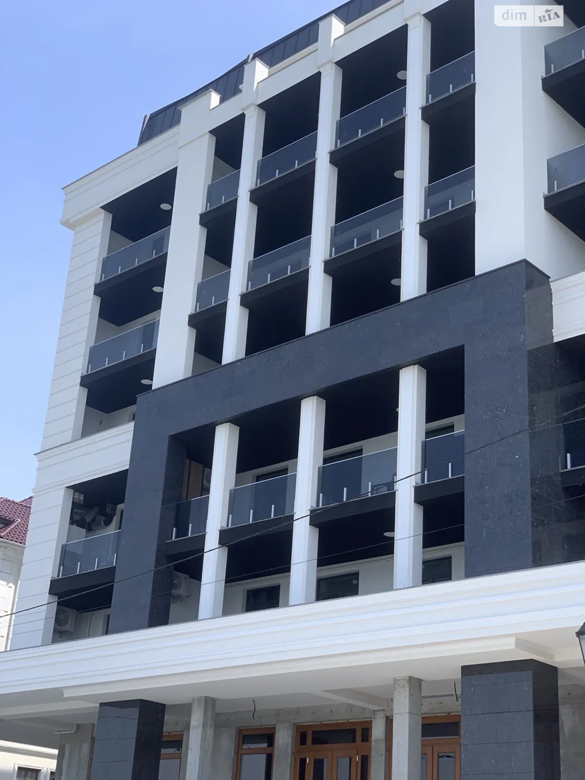 4-кімнатна квартира 196 кв. м у Тернополі, цена: 305760 $ - фото 1