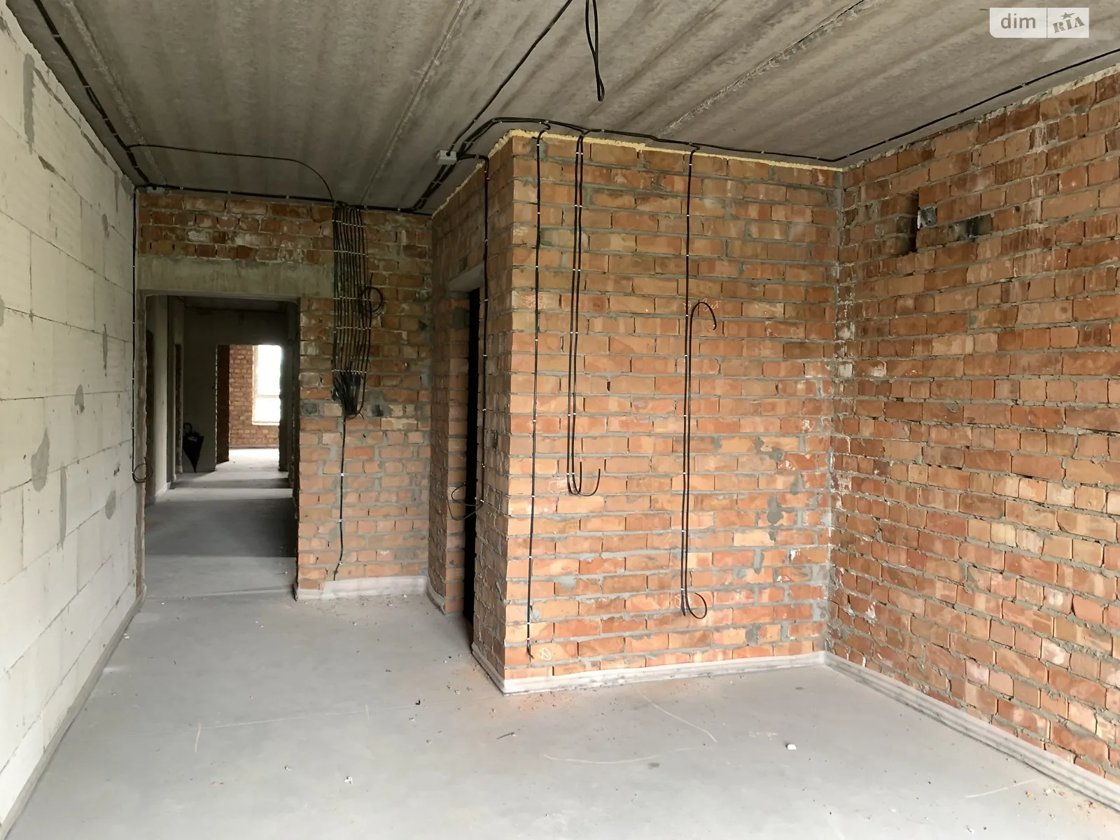 Продается 1-комнатная квартира 21 кв. м в Гостомеле, ул. Мирная, 3Д - фото 1