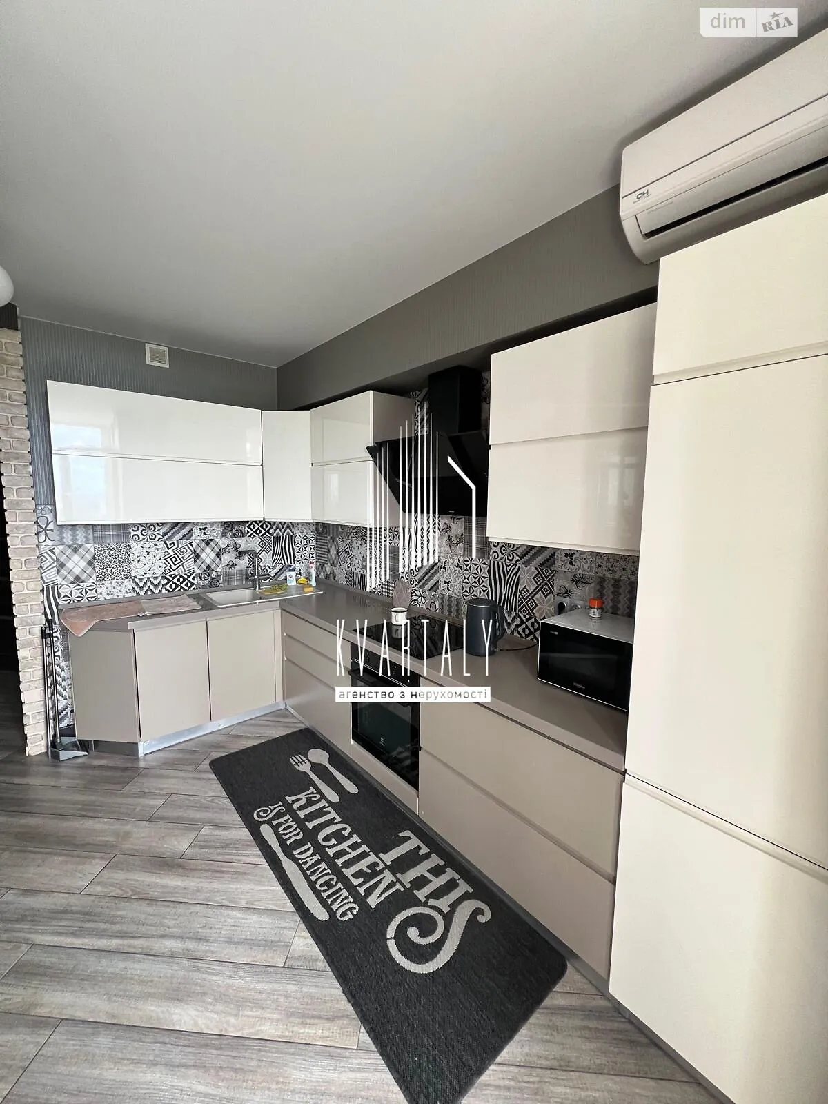 Продается 1-комнатная квартира 51 кв. м в Киеве, цена: 90000 $ - фото 1