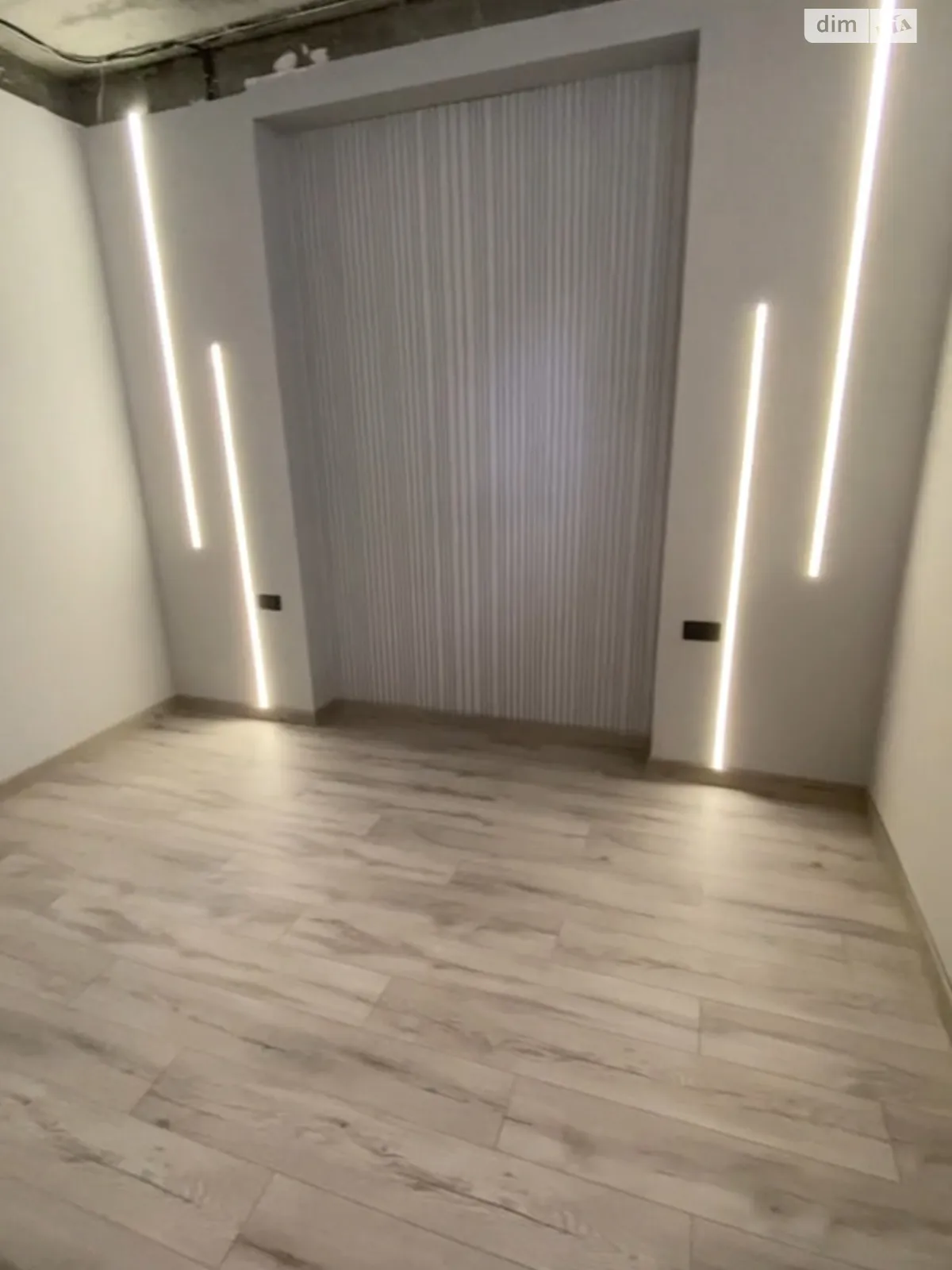 Продается 1-комнатная квартира 30 кв. м в Гостомеле, цена: 26500 $ - фото 1