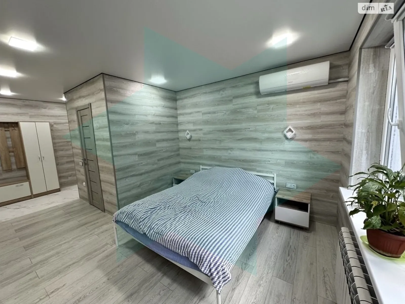 Продается 3-комнатная квартира 70 кв. м в Днепре, просп. Героев, 23 - фото 1