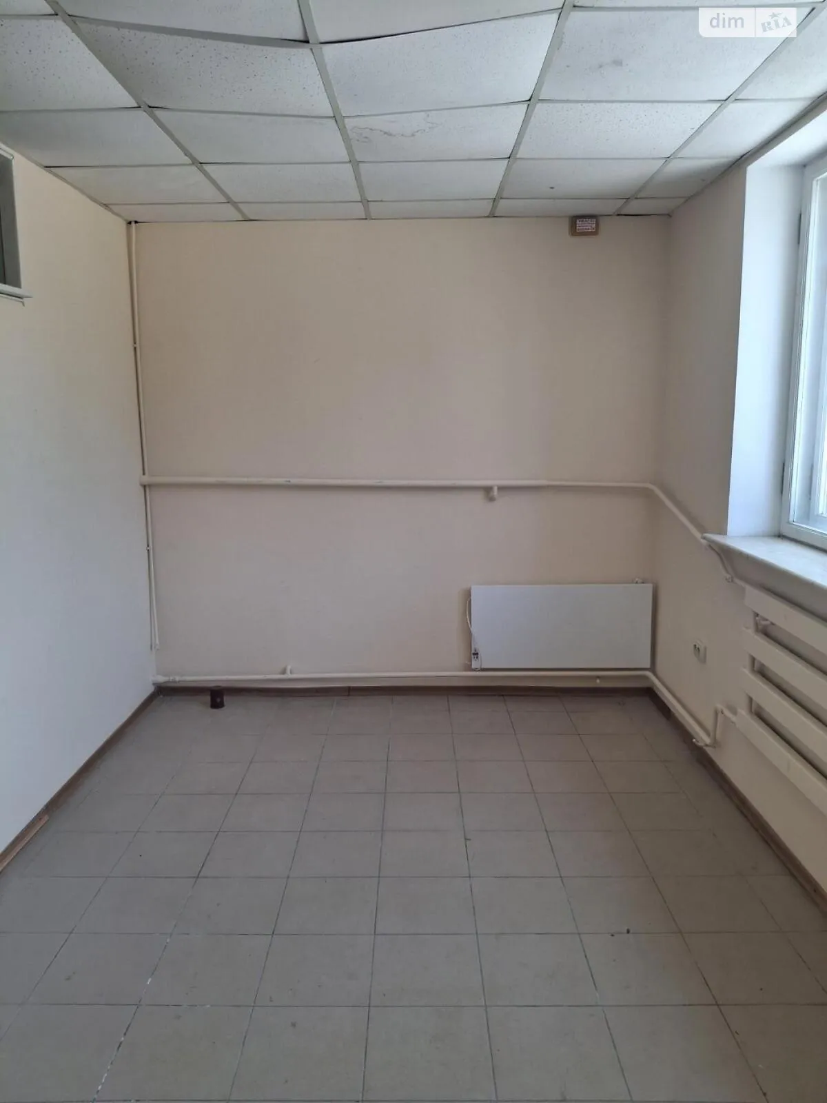 Сдается в аренду помещения свободного назначения 16 кв. м в 1-этажном здании, цена: 3500 грн - фото 1