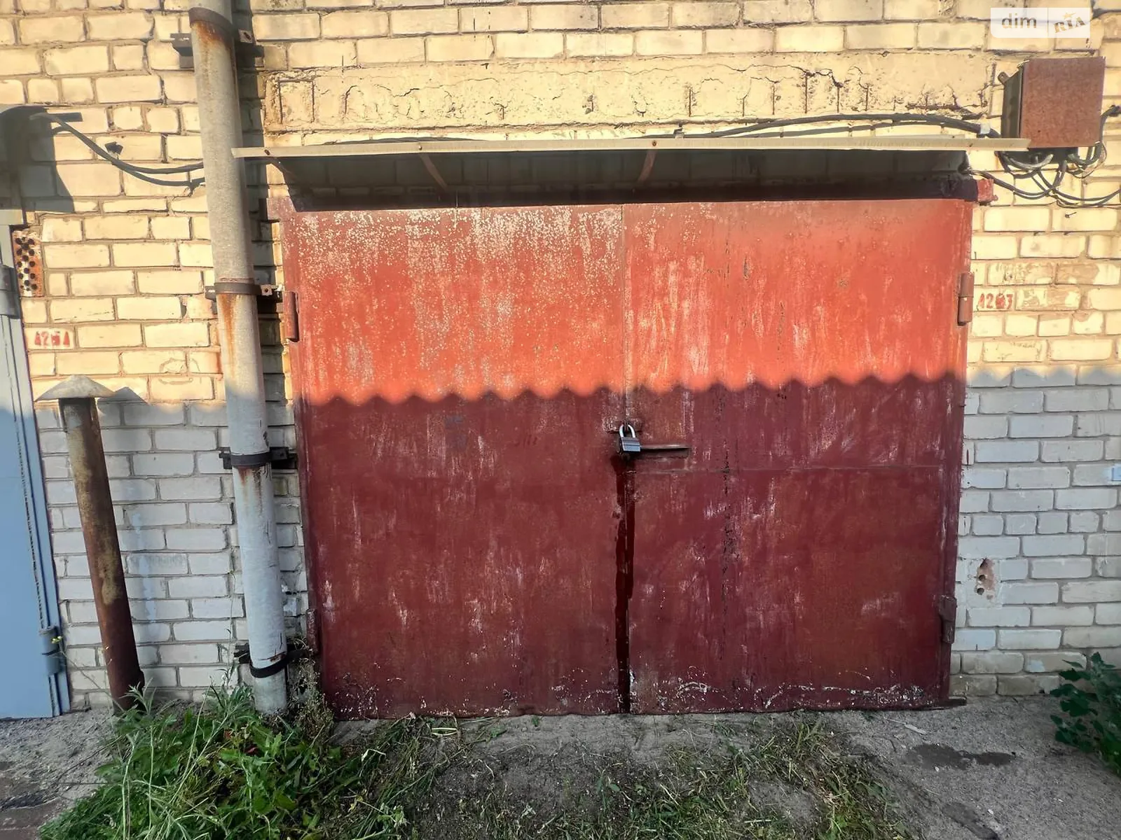 Продається місце в гаражному кооперативі під легкове авто на 22 кв. м, цена: 5000 $ - фото 1