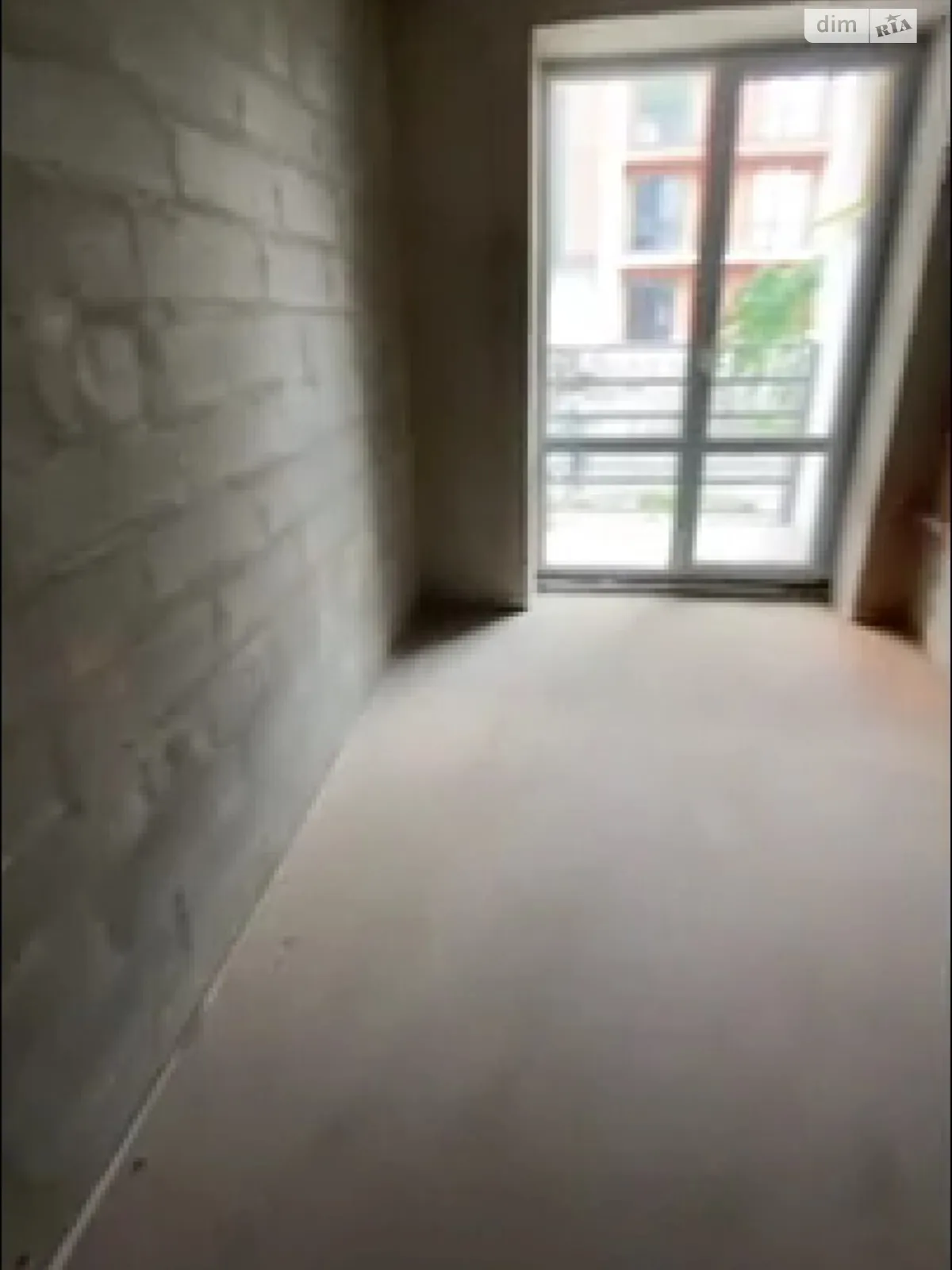 Продается 1-комнатная квартира 34 кв. м в Гостомеле, цена: 23000 $ - фото 1