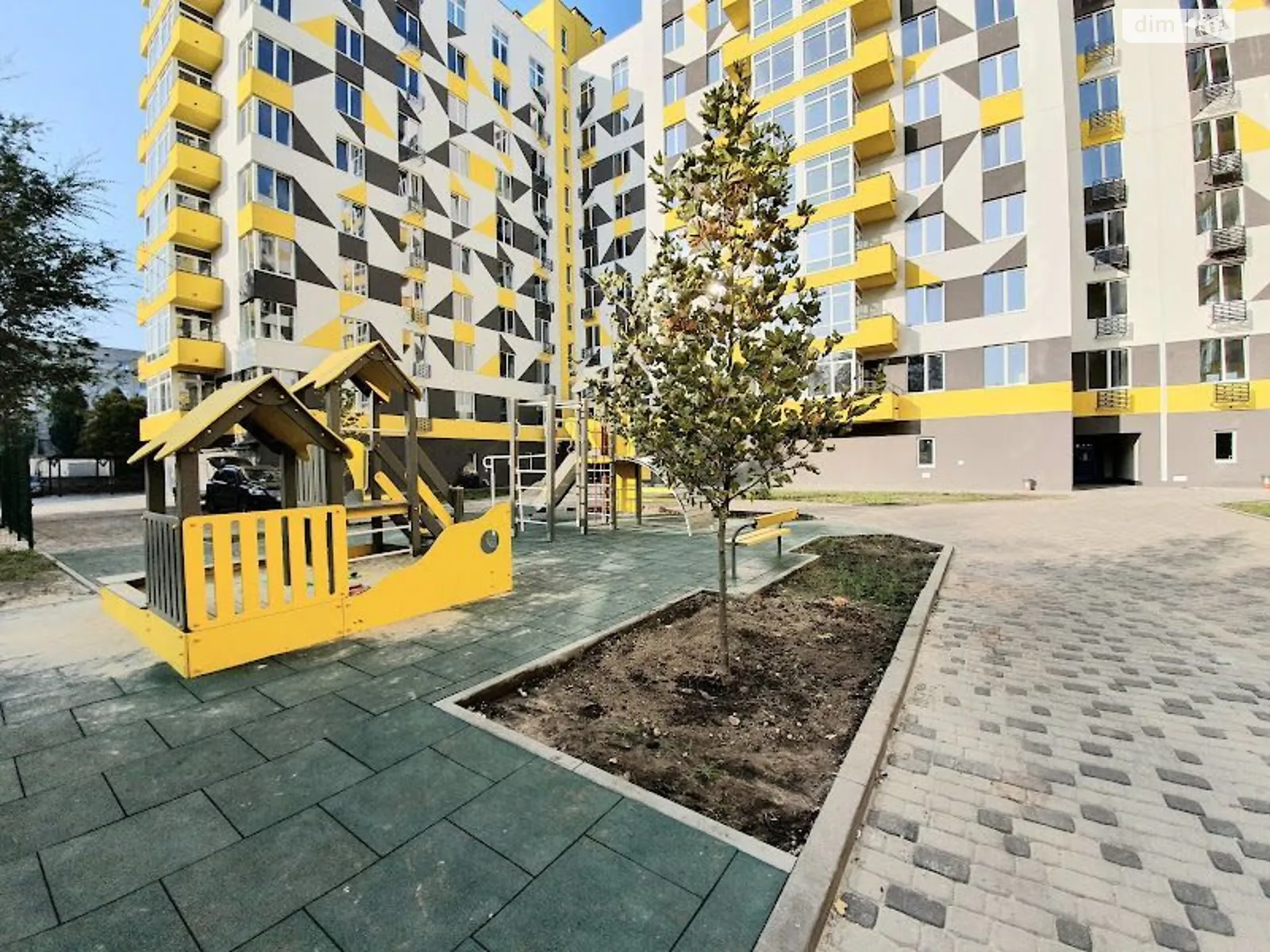 Продается 2-комнатная квартира 64.7 кв. м в Днепре, ул. Хмельницкого Богдана, 11А - фото 1