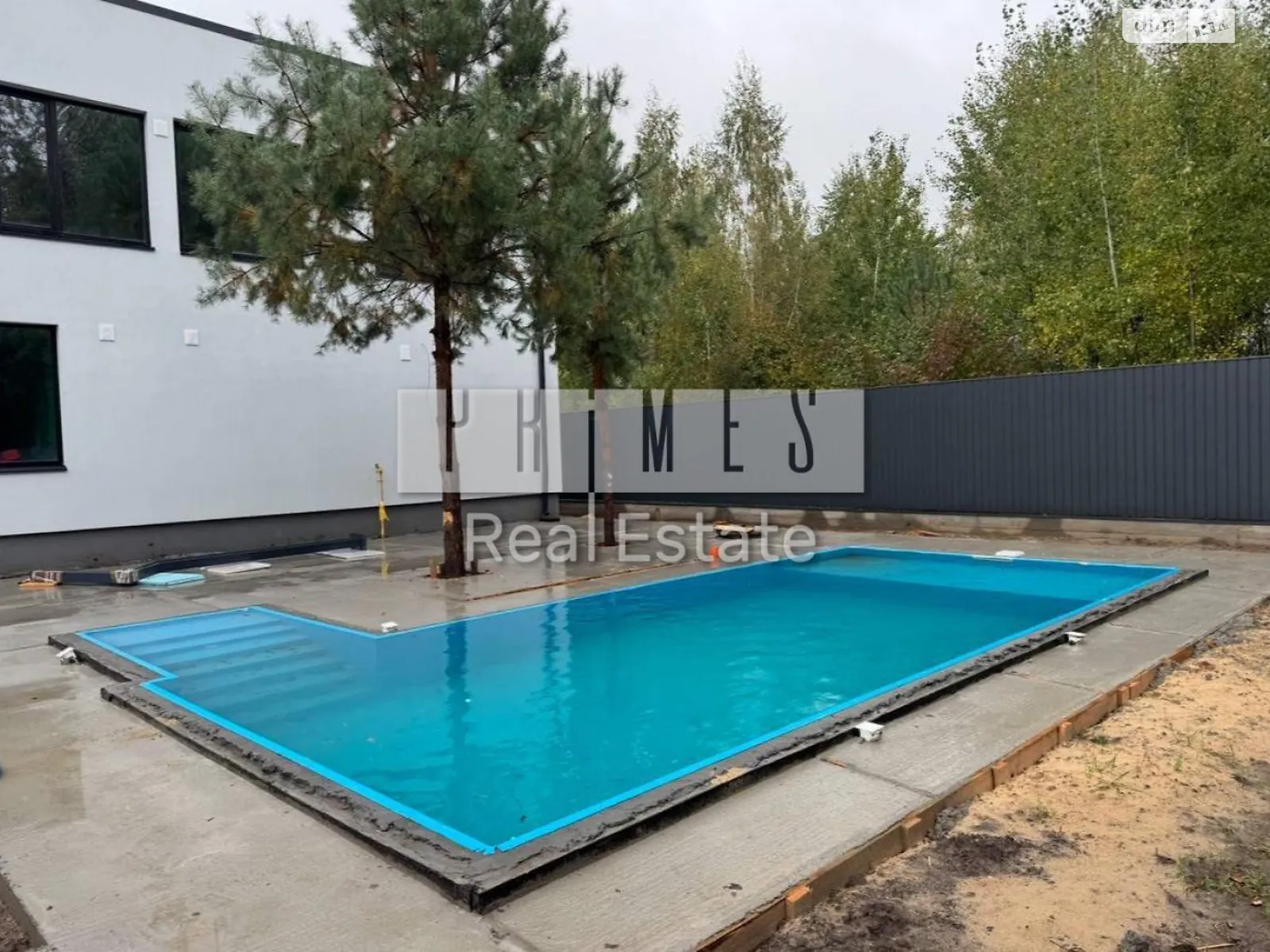 Продається будинок 3 поверховий 240 кв. м з бесідкою, цена: 420000 $ - фото 1