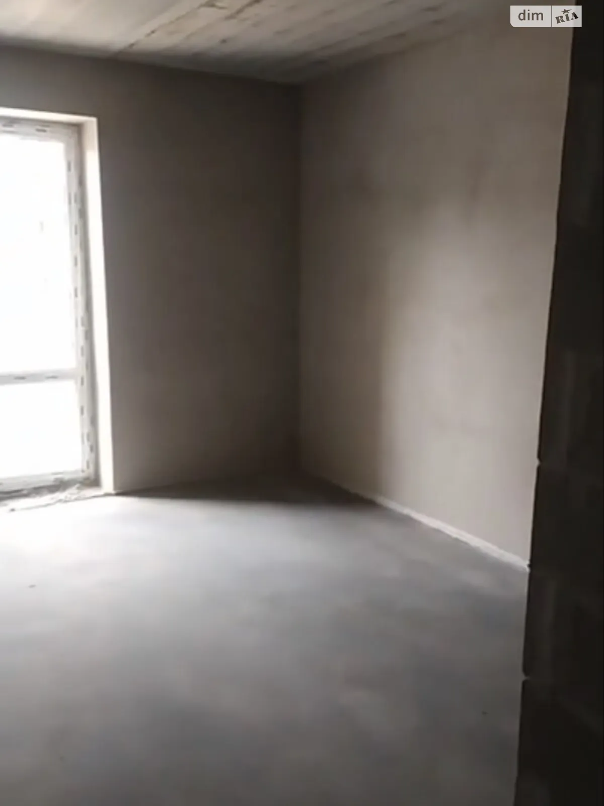 Продается 1-комнатная квартира 28 кв. м в Гостомеле, цена: 17500 $ - фото 1
