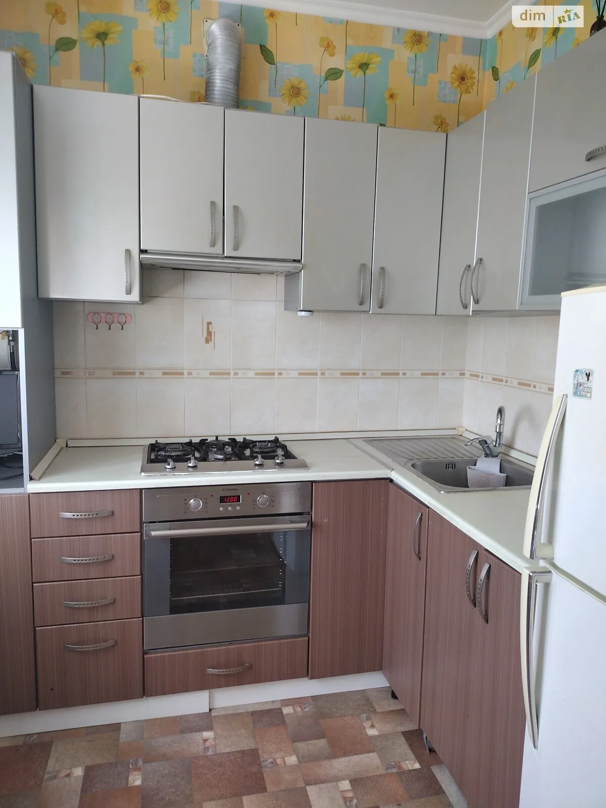 Продается 1-комнатная квартира 45 кв. м в Одессе, ул. Академика Сахарова, 26 - фото 1
