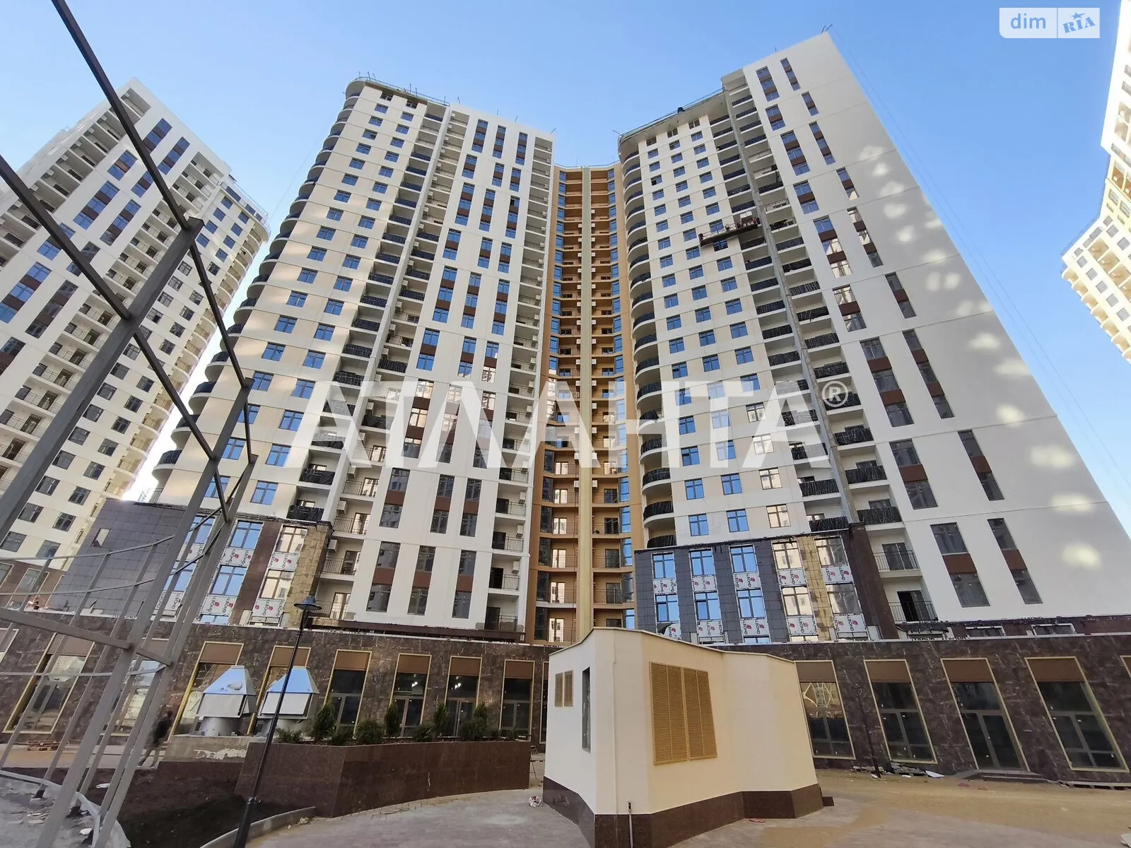 Продается 2-комнатная квартира 61.35 кв. м в Одессе, ул. Краснова - фото 1