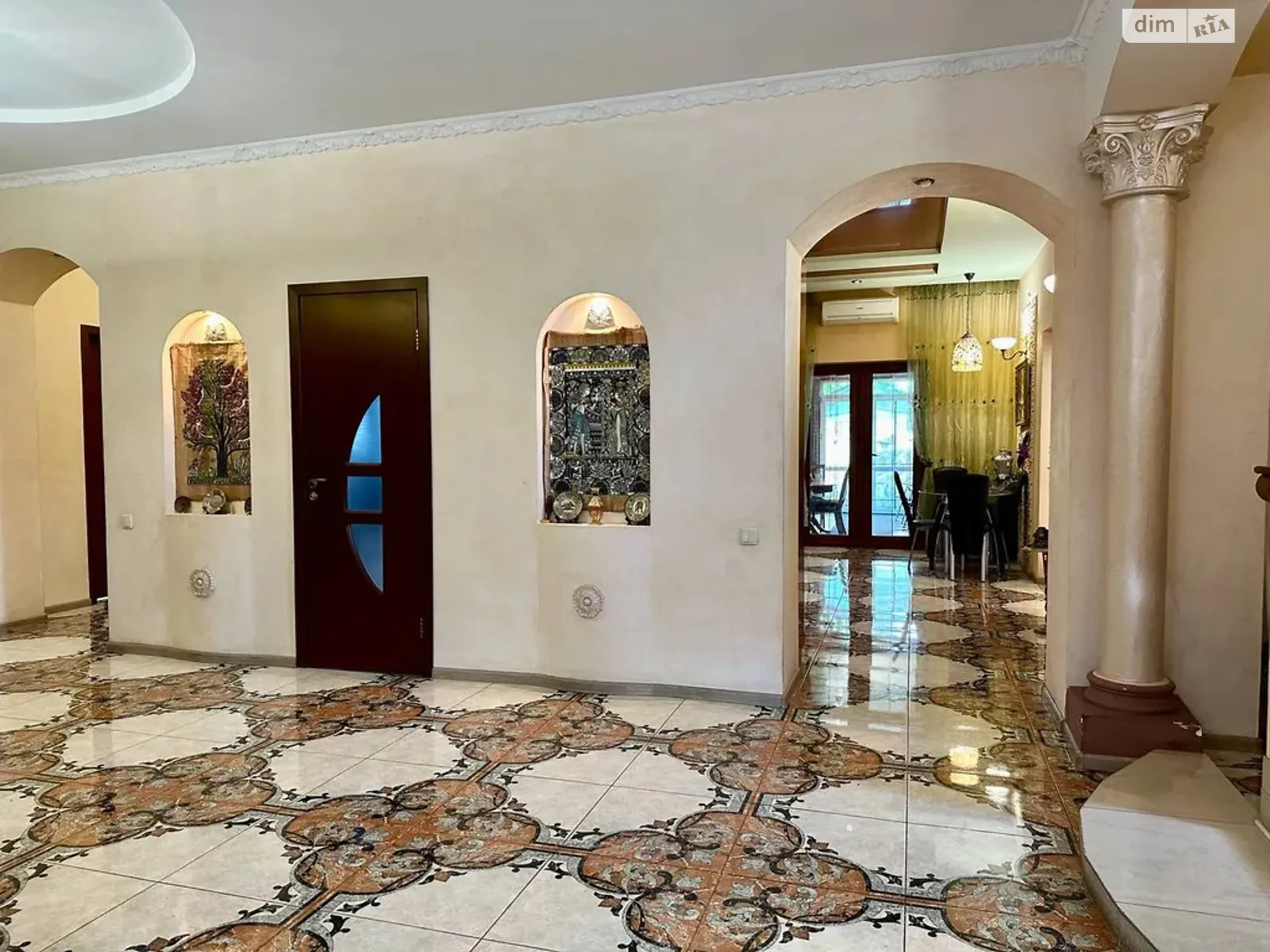 Продається одноповерховий будинок 287 кв. м з подвалом, цена: 249000 $ - фото 1