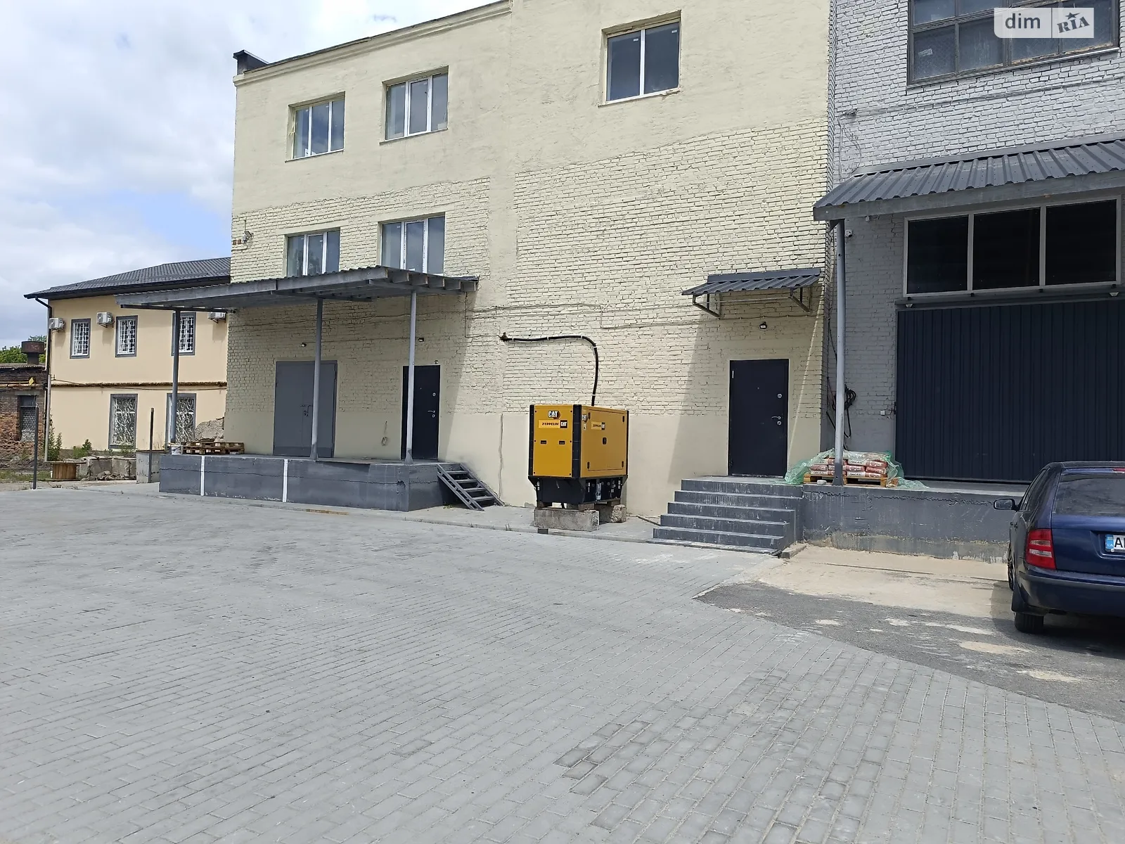 Здається в оренду офіс 440 кв. м в бізнес-центрі, цена: 250 грн - фото 1