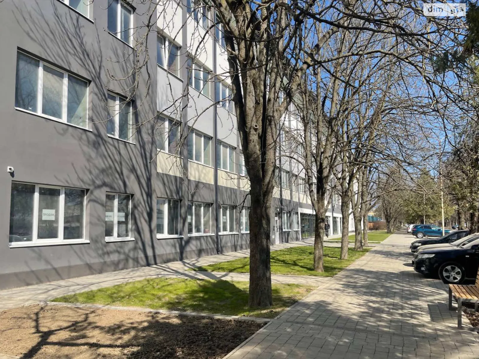 Продається 1-кімнатна квартира 21.6 кв. м у Ужгороді, вул. Сергія Мартина(Паризької Комуни), 4 - фото 1