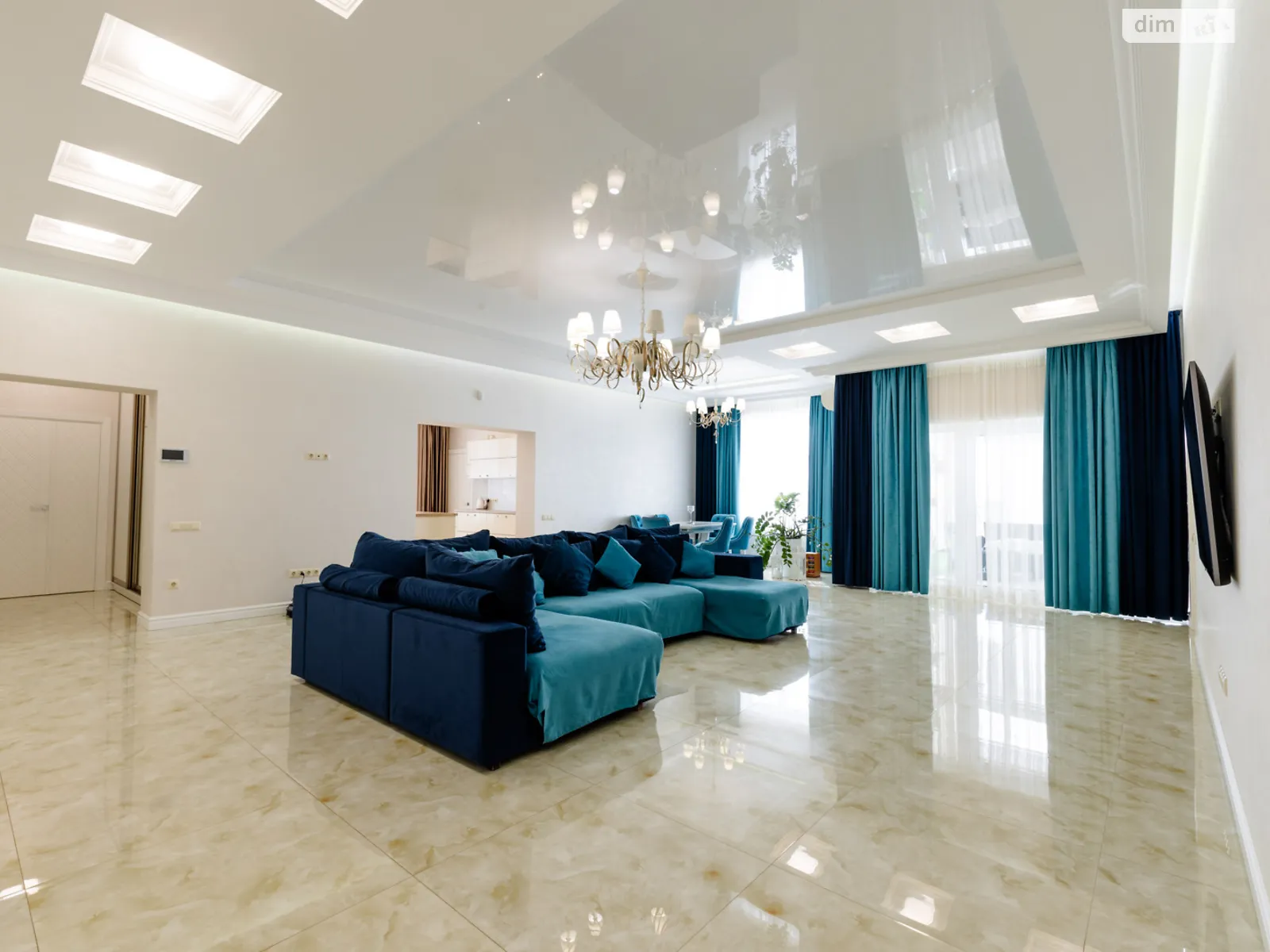 Продается одноэтажный дом 220 кв. м с террасой, цена: 325000 $ - фото 1