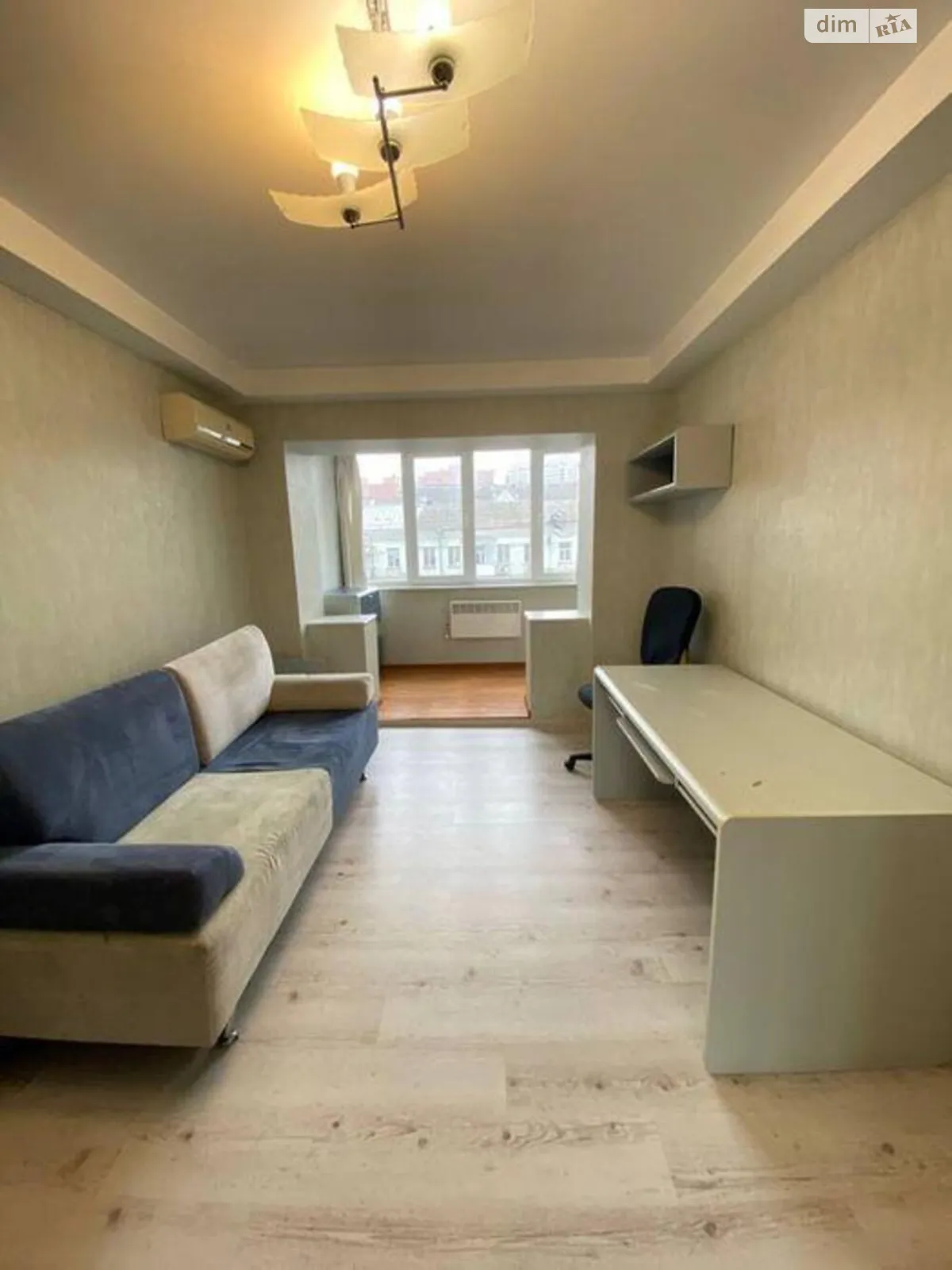 Продается 3-комнатная квартира 68 кв. м в Киеве, ул. Владимирская, 89/91 - фото 1