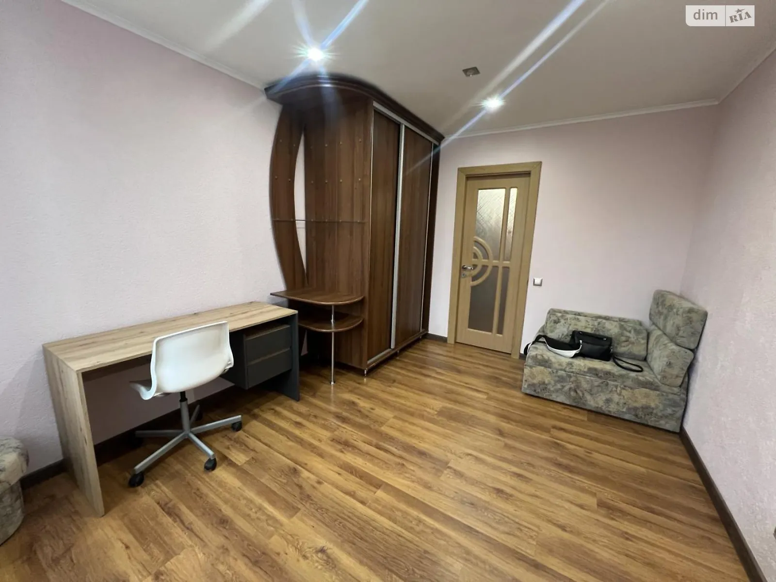 Продається 1-кімнатна квартира 23.9 кв. м у Львові, вул. Мирного Панаса, 26 - фото 1