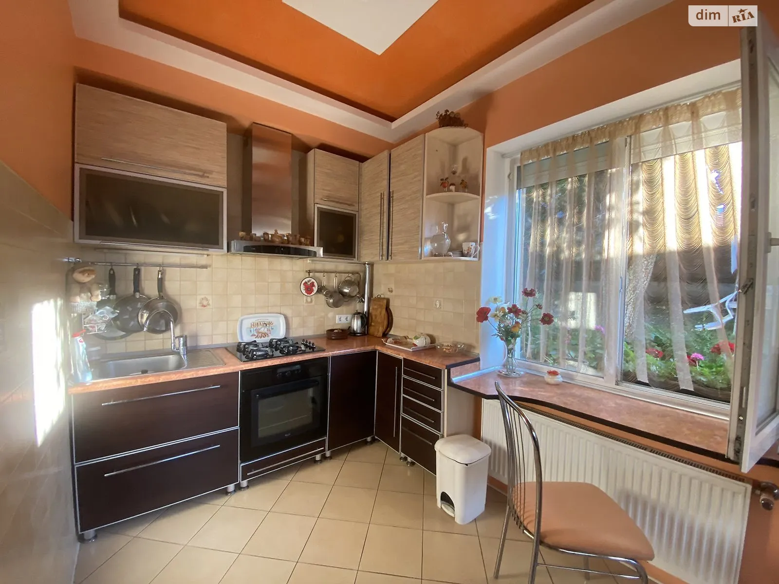 Продается дом на 2 этажа 132 кв. м с баней/сауной, цена: 110000 $ - фото 1