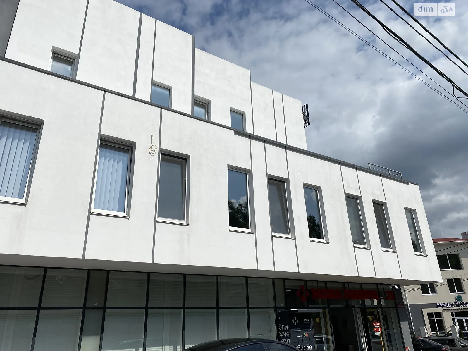 Продается помещения свободного назначения 296 кв. м в 3-этажном здании, цена: 295000 $ - фото 1