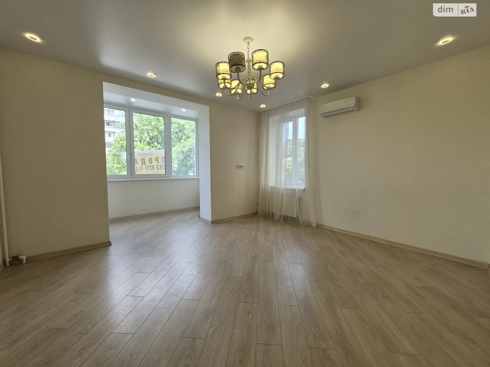 Продается 1-комнатная квартира 49.4 кв. м в Одессе, ул. Левитана - фото 1