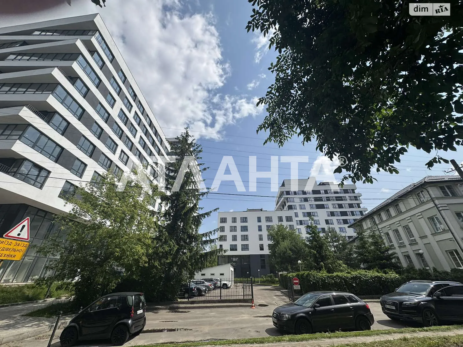 Продается 1-комнатная квартира 42.5 кв. м в Львове, ул. Замарстиновская - фото 1