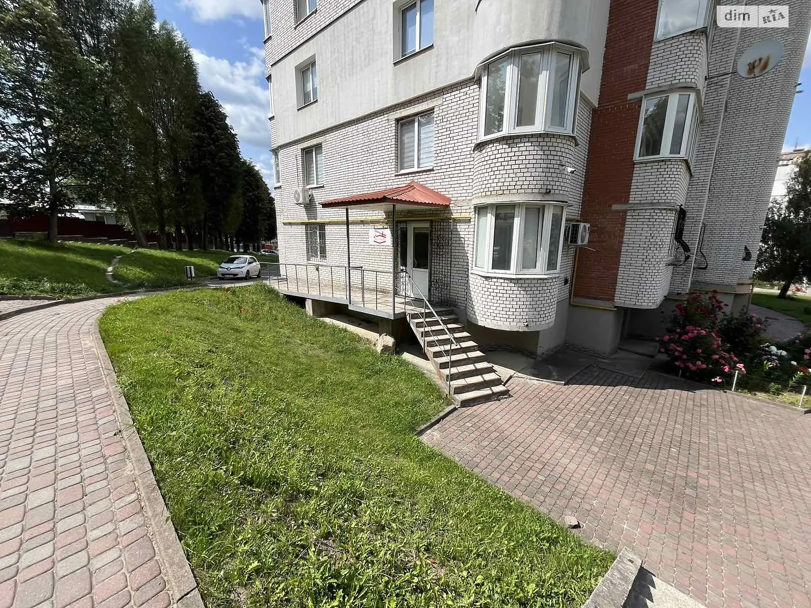 Здається в оренду офіс 31 кв. м в бізнес-центрі, цена: 9500 грн - фото 1