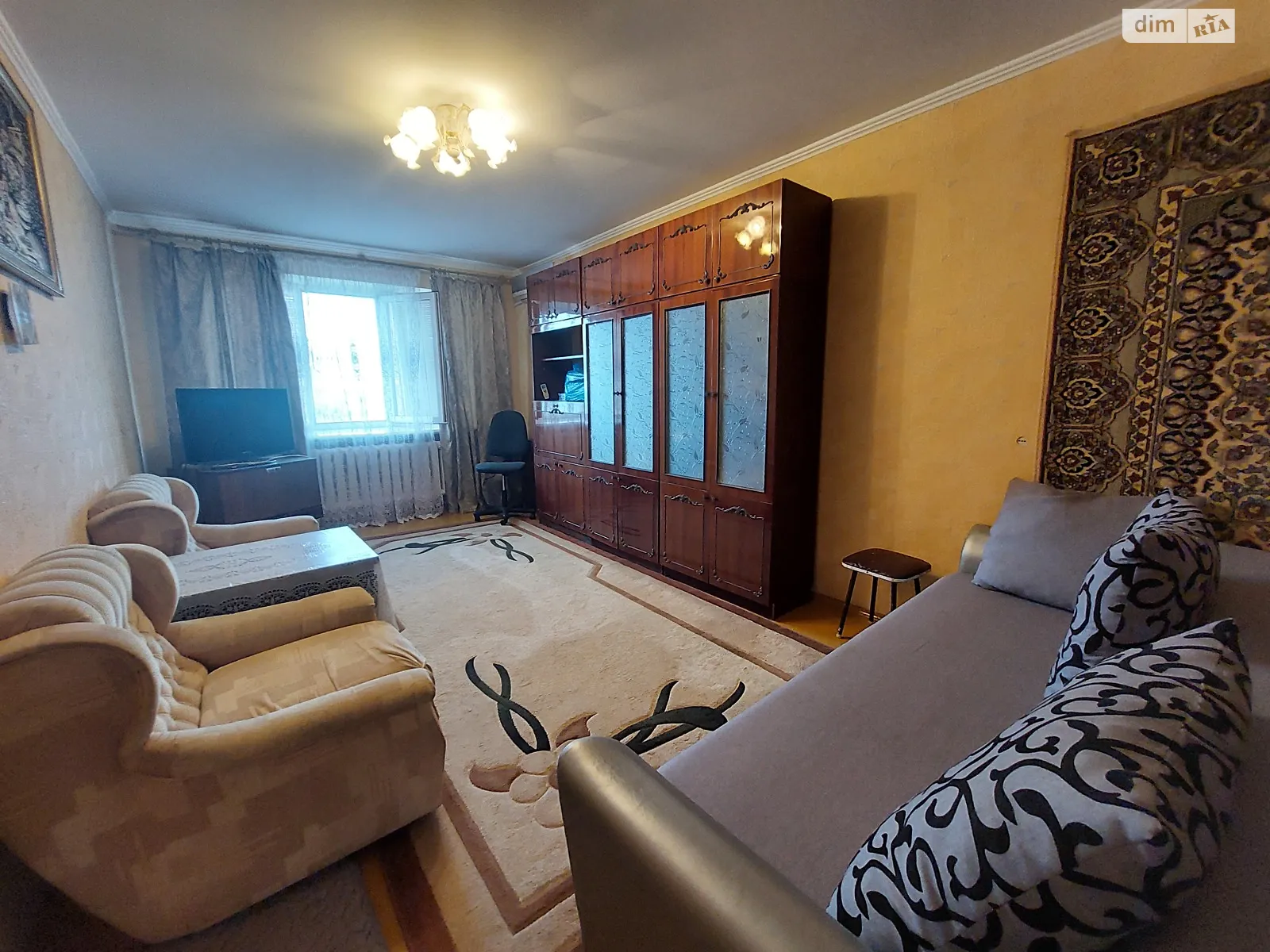 Продается 2-комнатная квартира 48 кв. м в Черноморске, ул. Парковая - фото 1