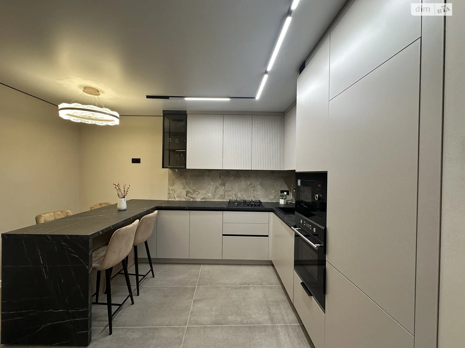 2-комнатная квартира 67 кв. м в Тернополе, цена: 85000 $ - фото 1