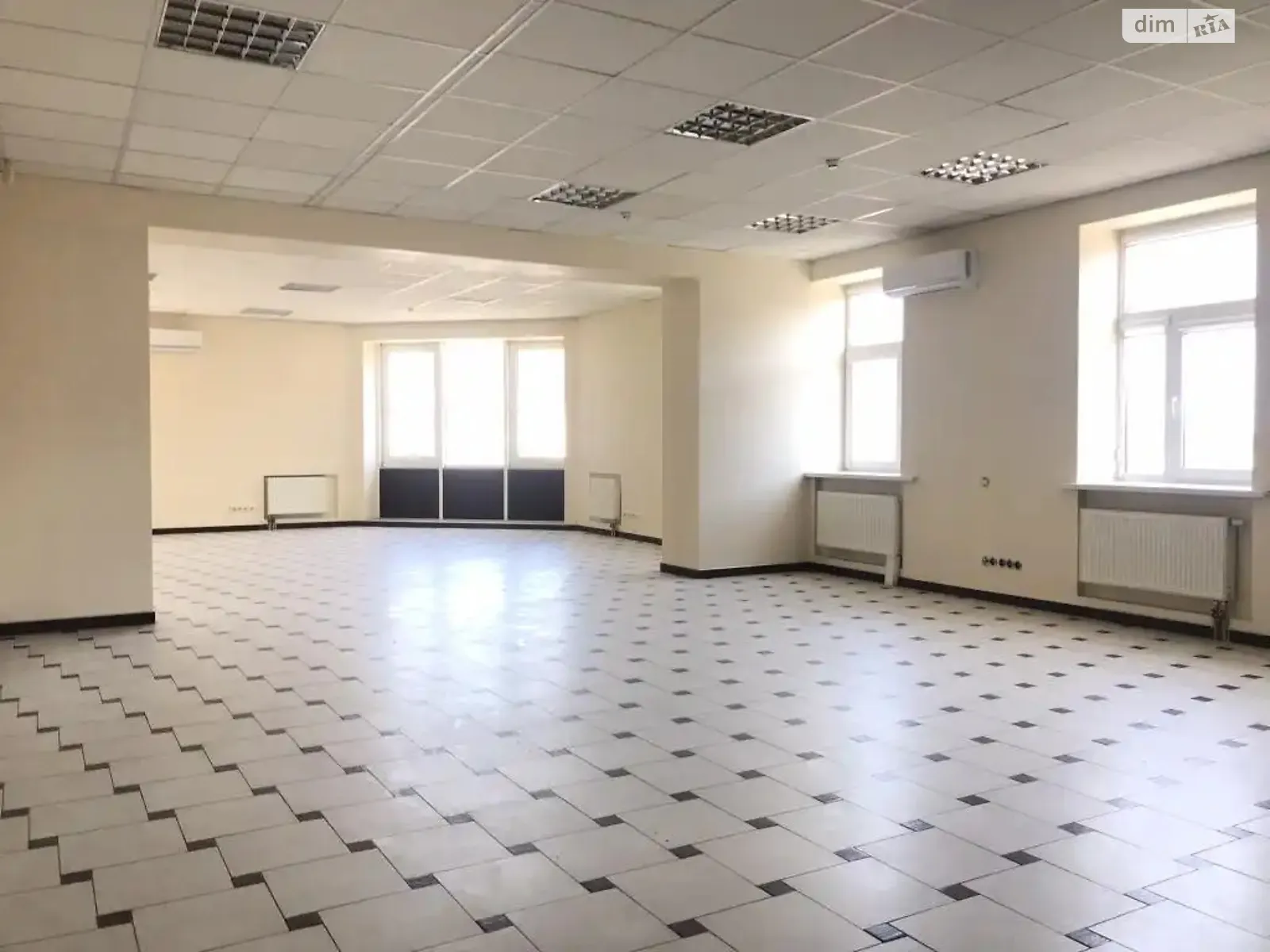 Здається в оренду офіс 156 кв. м в бізнес-центрі, цена: 40000 грн - фото 1