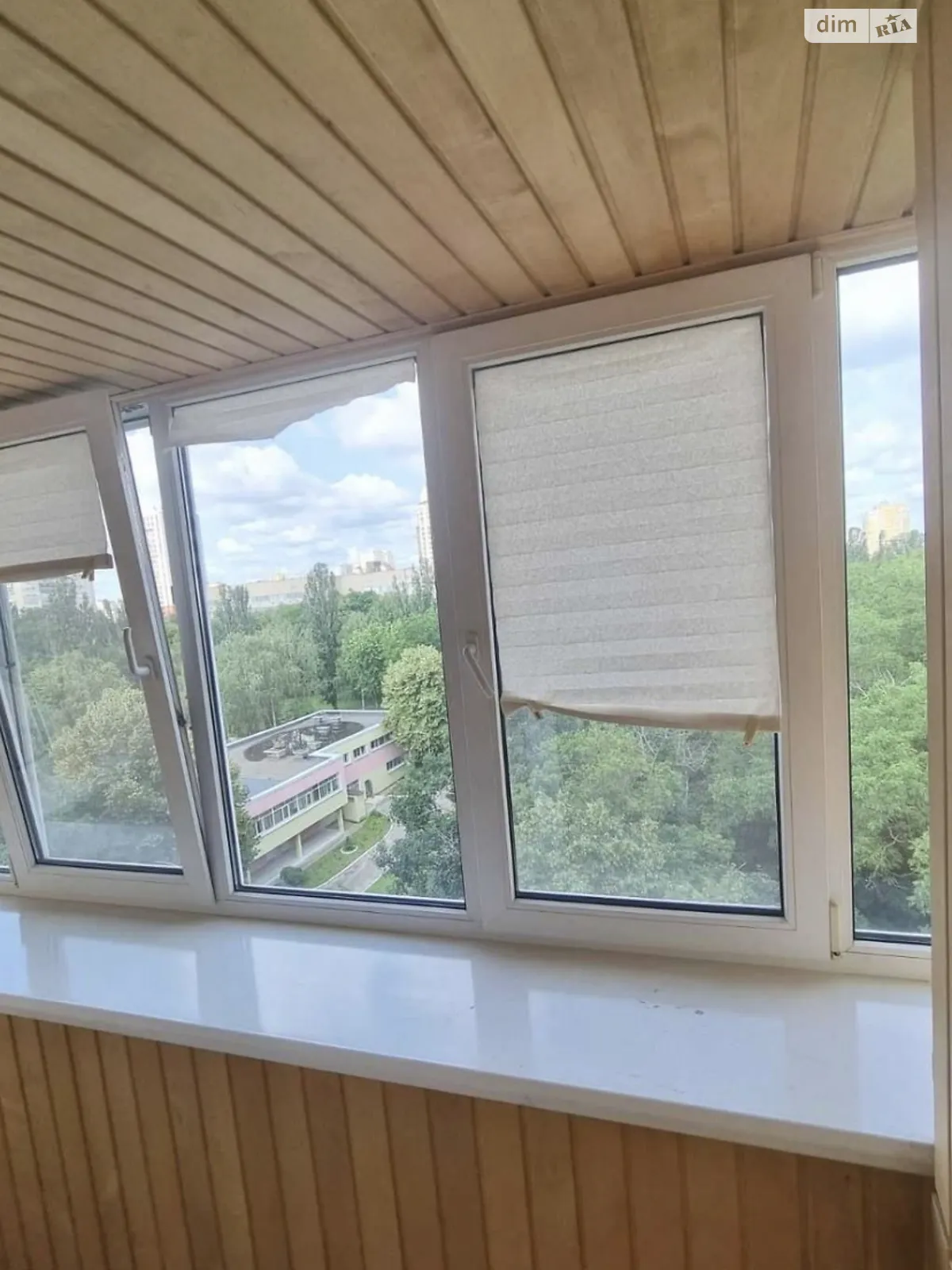 Здається в оренду 1-кімнатна квартира 34 кв. м у Києві, вул. Романа Ратушного(Волгоградська), 16 - фото 1