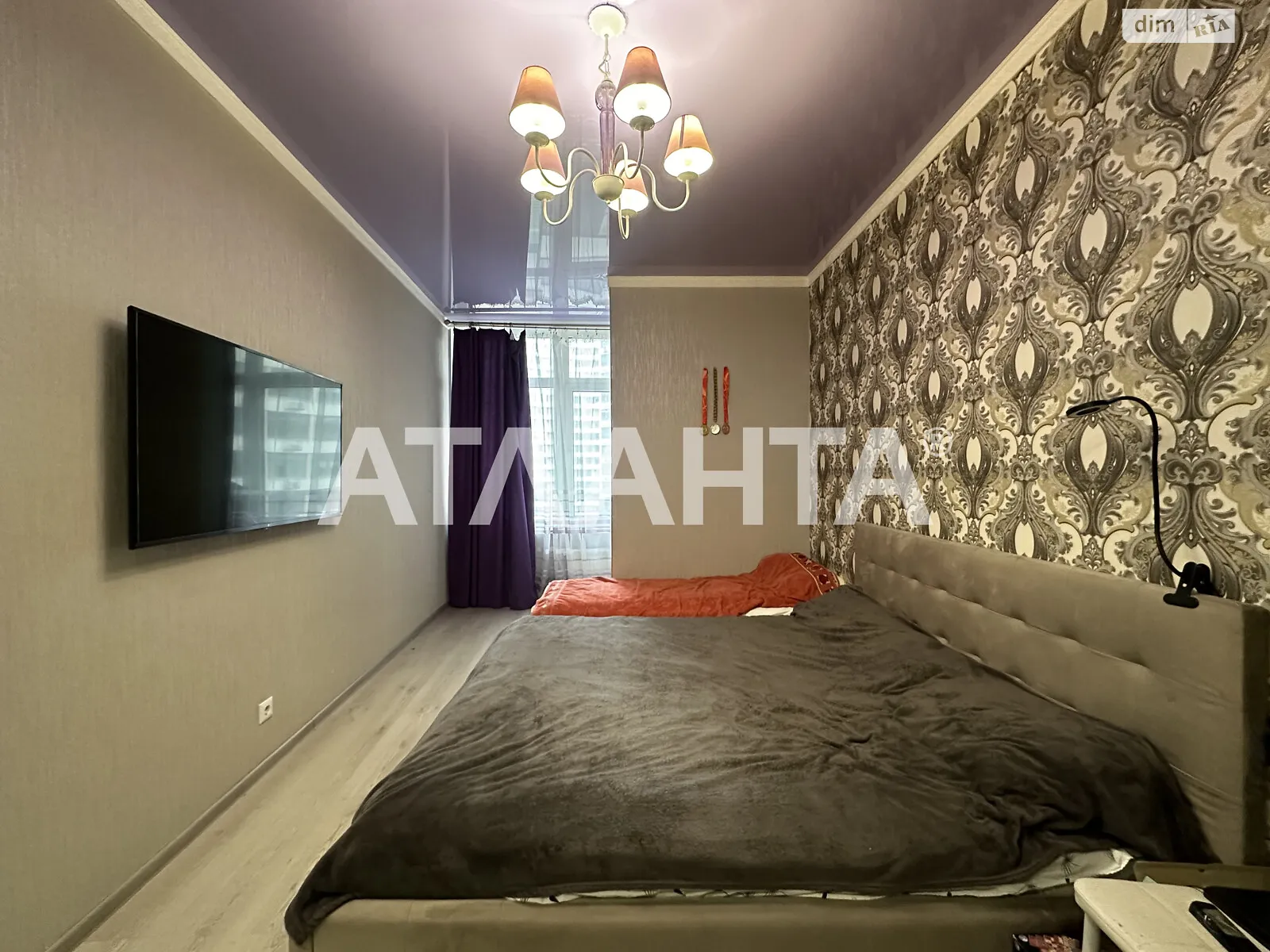 Продається 1-кімнатна квартира 37 кв. м у Одесі, вул. Валерія Самофалова, 16/2А - фото 1