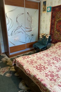 Сниму квартиру в Запорожье долгосрочно