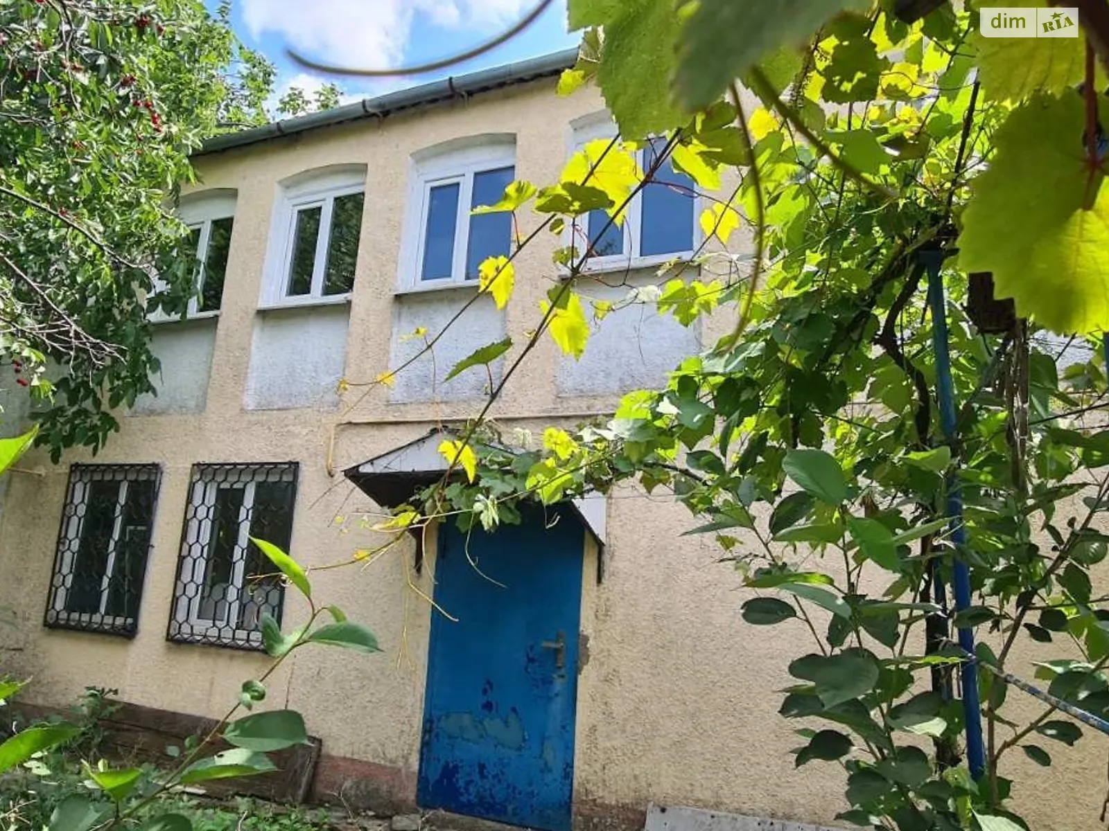Продается дом на 2 этажа 80 кв. м с верандой, цена: 28000 $ - фото 1