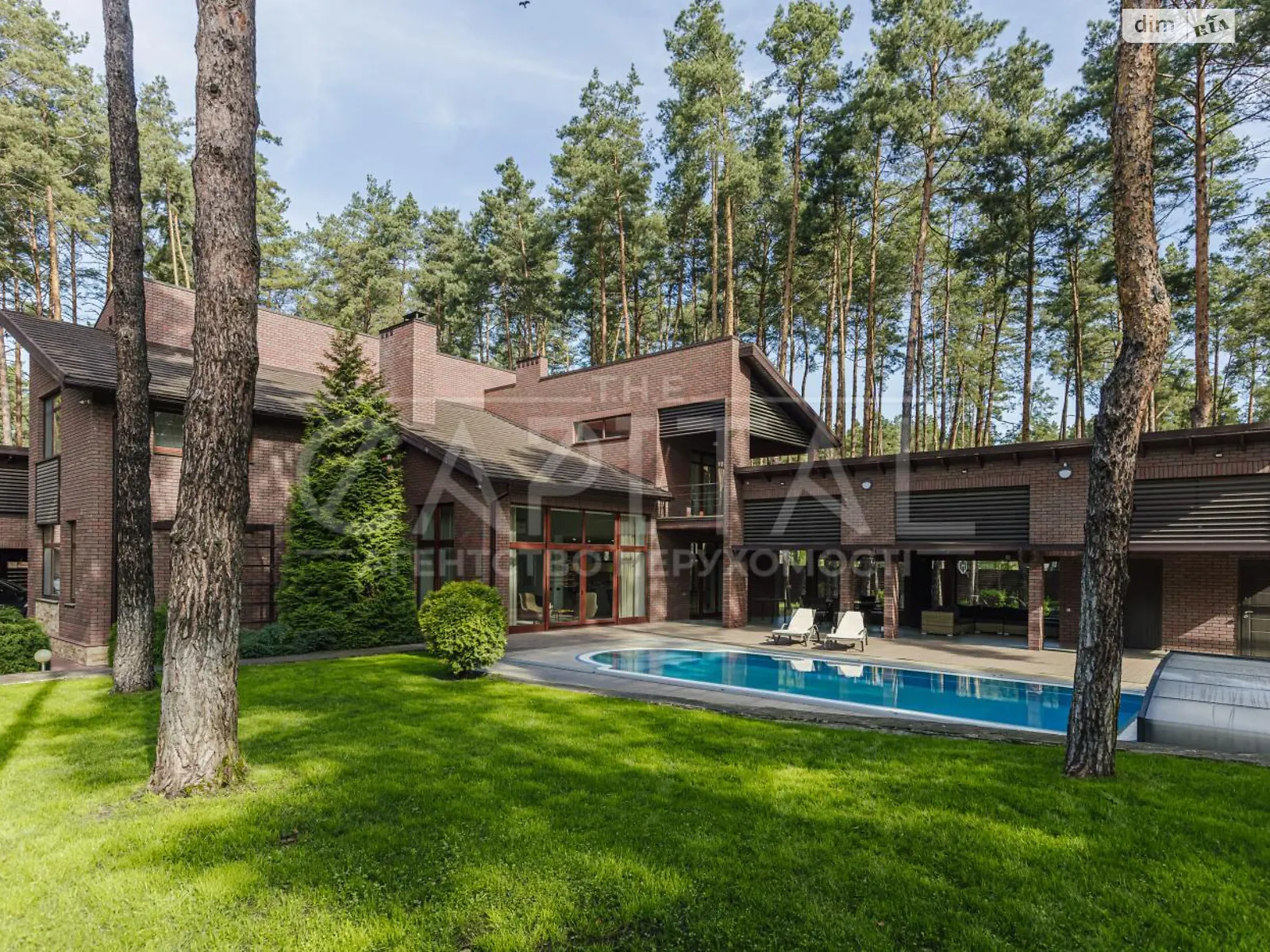 Продається будинок 2 поверховий 500 кв. м з гаражем, цена: 1700000 $ - фото 1
