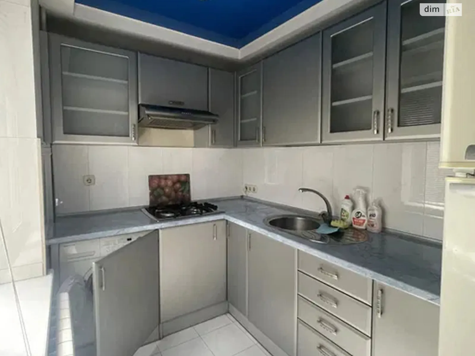 Продається 1-кімнатна квартира 29 кв. м у Києві, вул. Кубанської України, 29 - фото 1