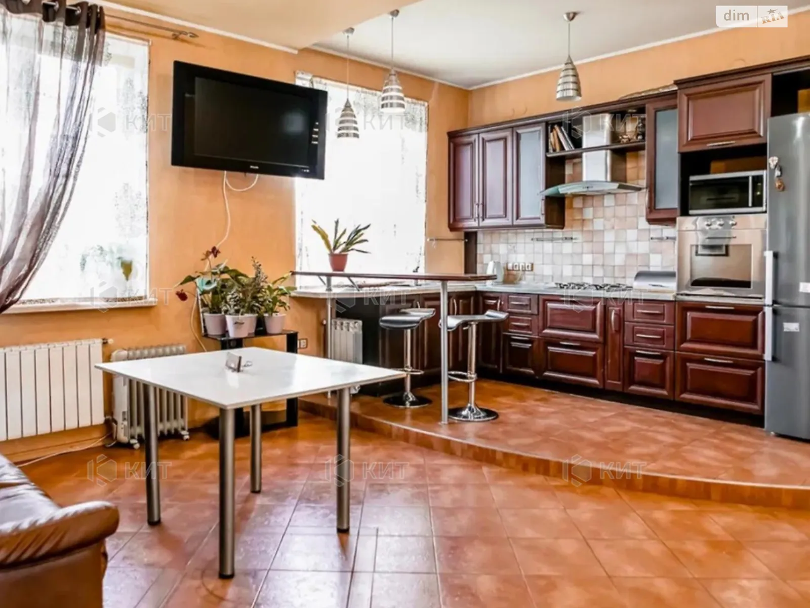 Продается 3-комнатная квартира 120 кв. м в Харькове, цена: 65000 $ - фото 1