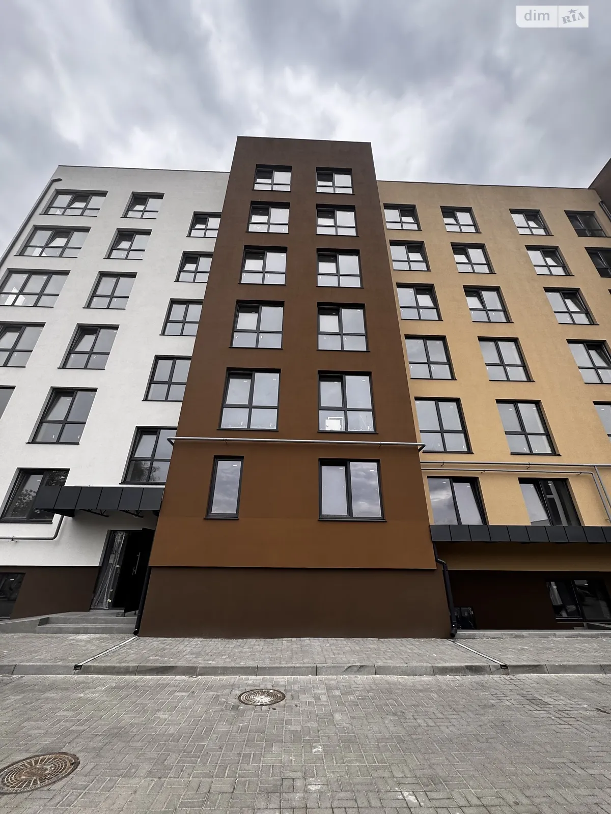 Продается 2-комнатная квартира 61 кв. м в Ровно, ул. Черновола Вячеслава, 91Е - фото 1