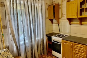 Сниму квартиру в Изяславе долгосрочно