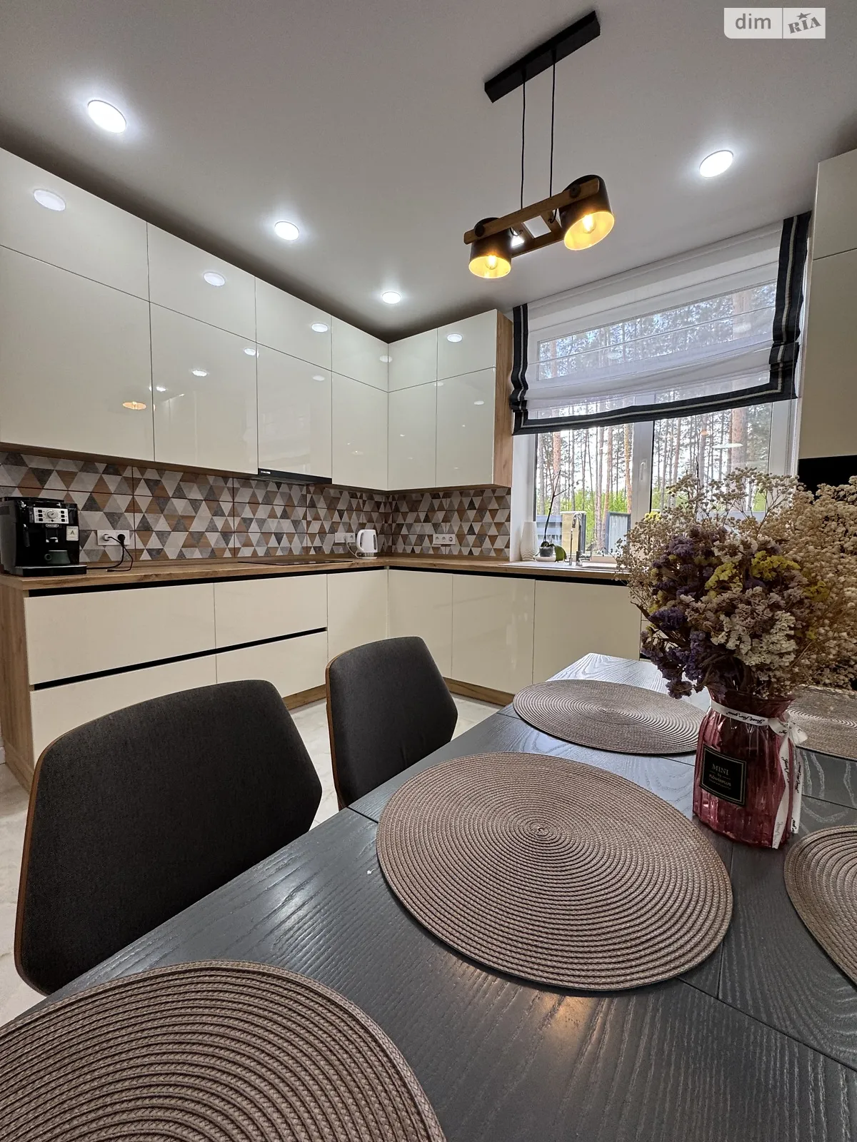 Продается дом на 2 этажа 150.5 кв. м с беседкой, цена: 285000 $ - фото 1
