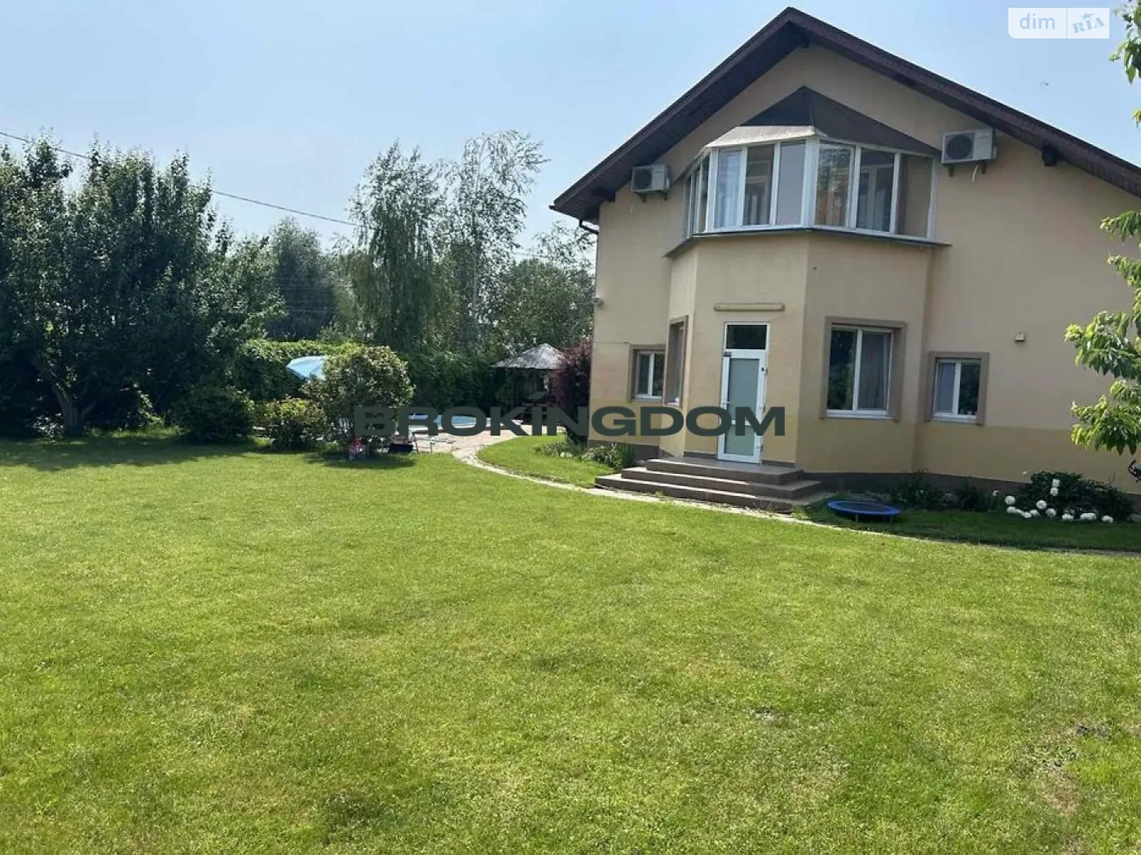 Продается дом на 2 этажа 180 кв. м с гаражом, цена: 149000 $ - фото 1