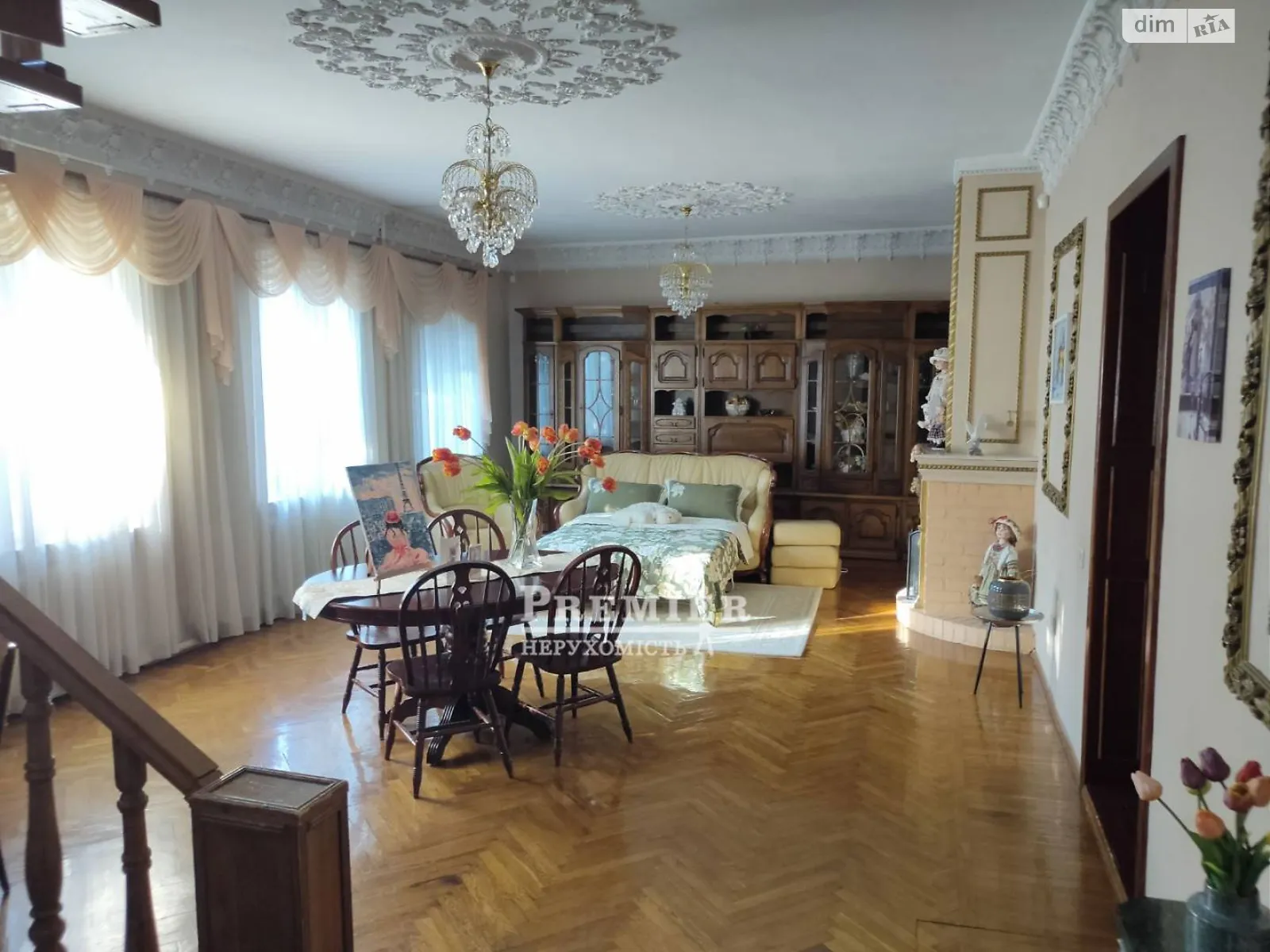 Продається будинок 2 поверховий 250 кв. м с басейном, цена: 250000 $ - фото 1