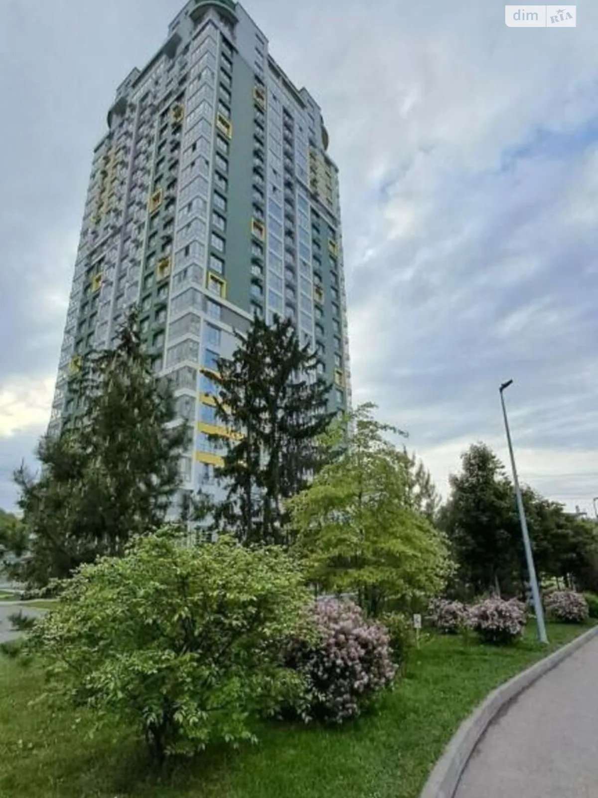 Продается 1-комнатная квартира 31 кв. м в Киеве, ул. Вышгородская, 3А - фото 1