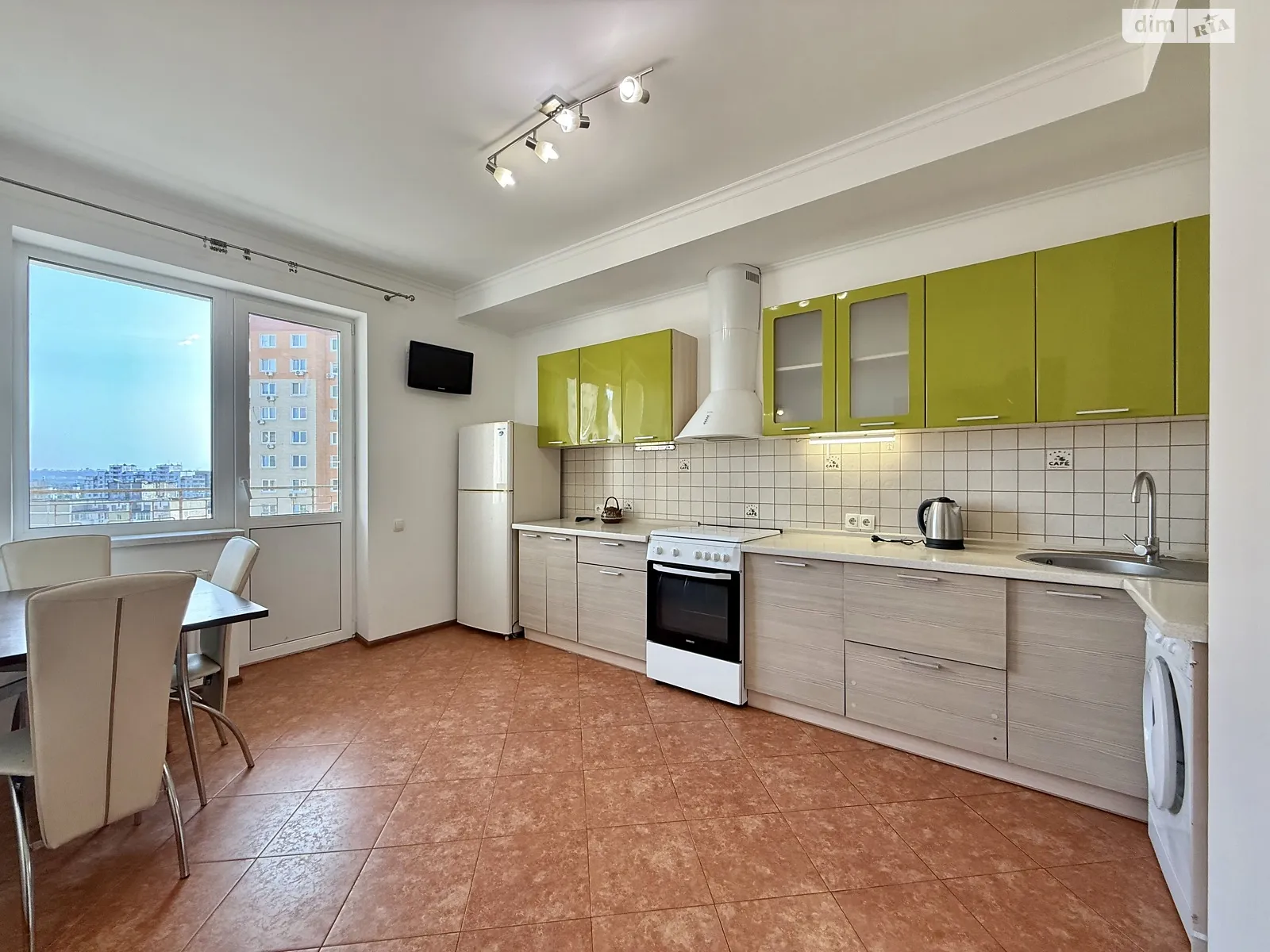 Продается 2-комнатная квартира 75 кв. м в Киеве, ул. Градинская, 11 - фото 1