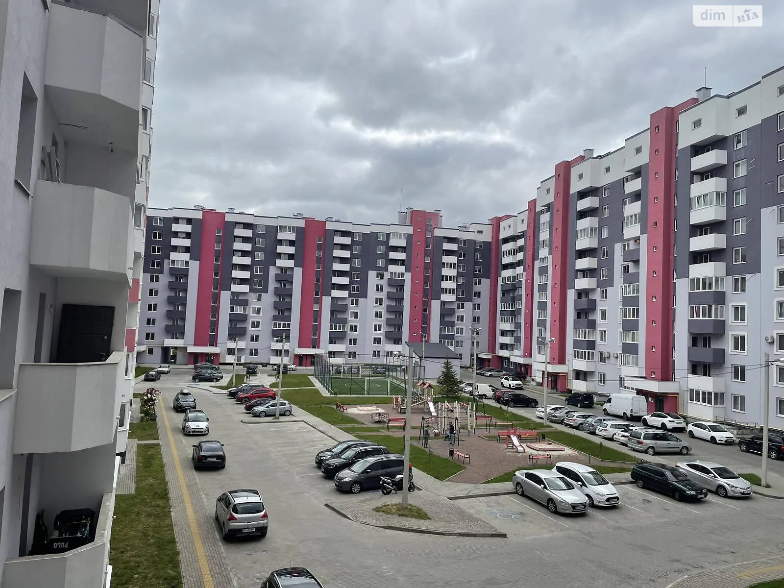 Продается 2-комнатная квартира 81 кв. м в Лисиничах, ул. Шухевича, 3 - фото 1