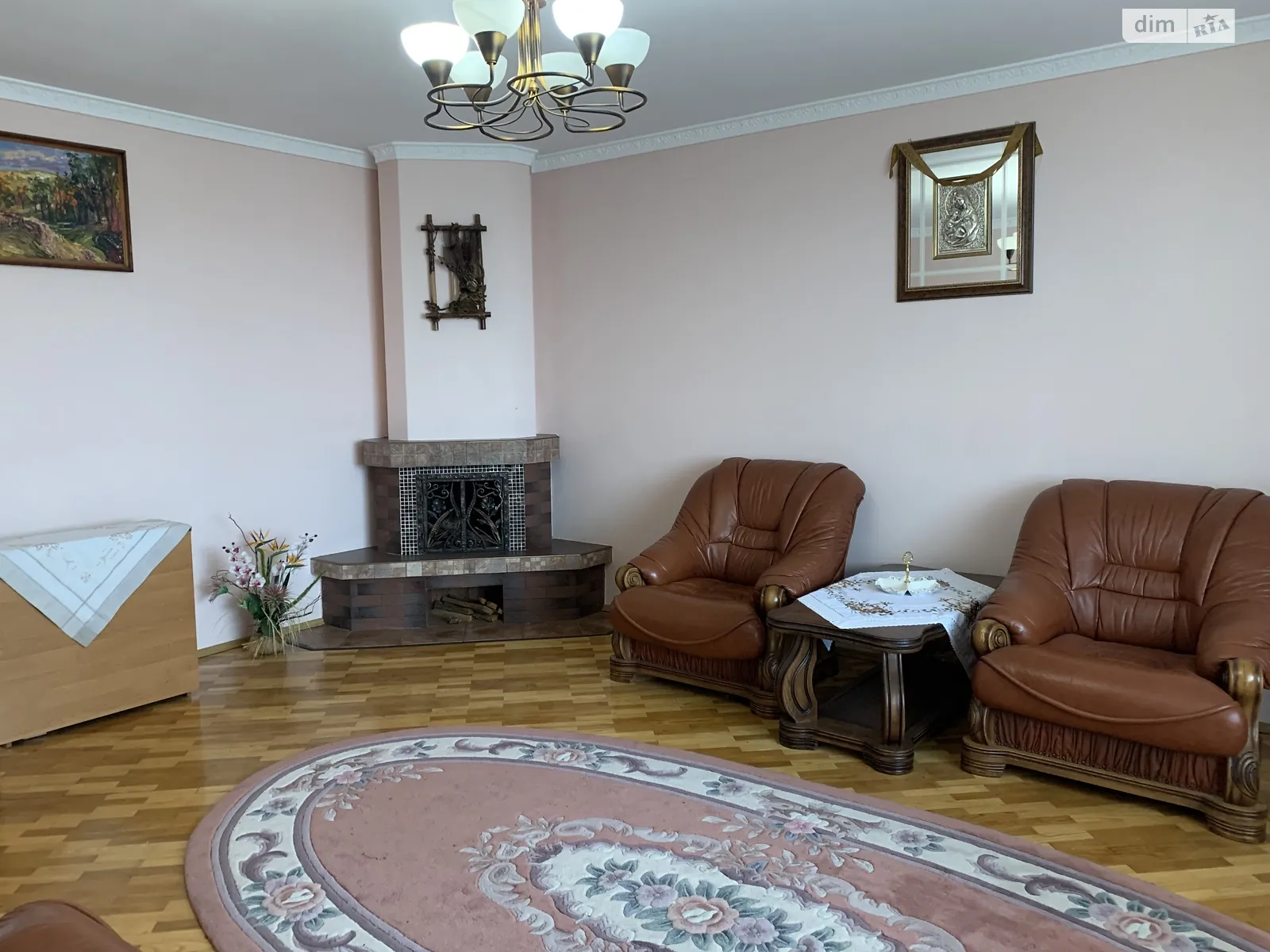 3-комнатная квартира 118 кв. м в Тернополе, ул. Мира - фото 1