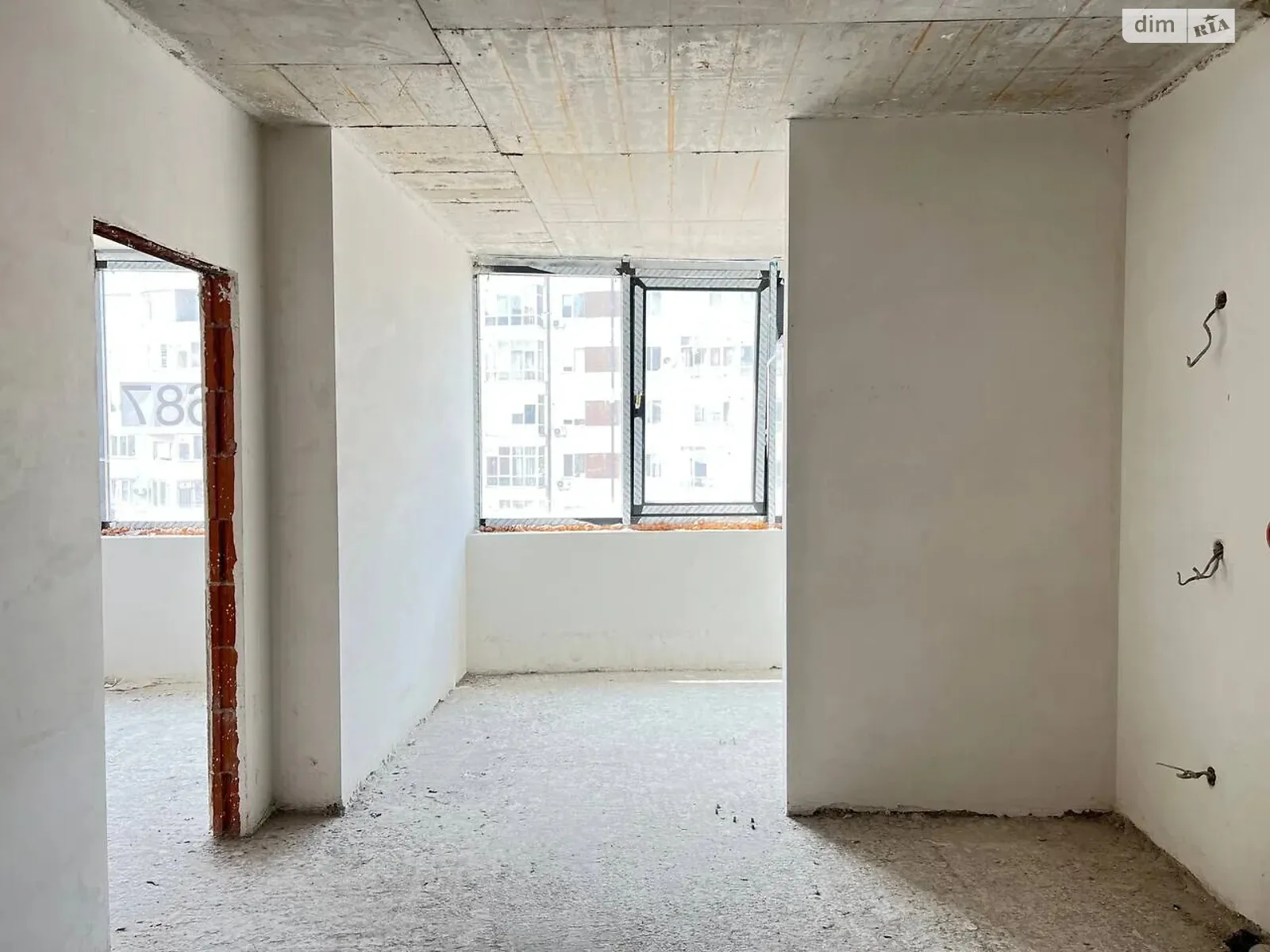 Продается 1-комнатная квартира 48 кв. м в Ивано-Франковске, цена: 61400 $ - фото 1