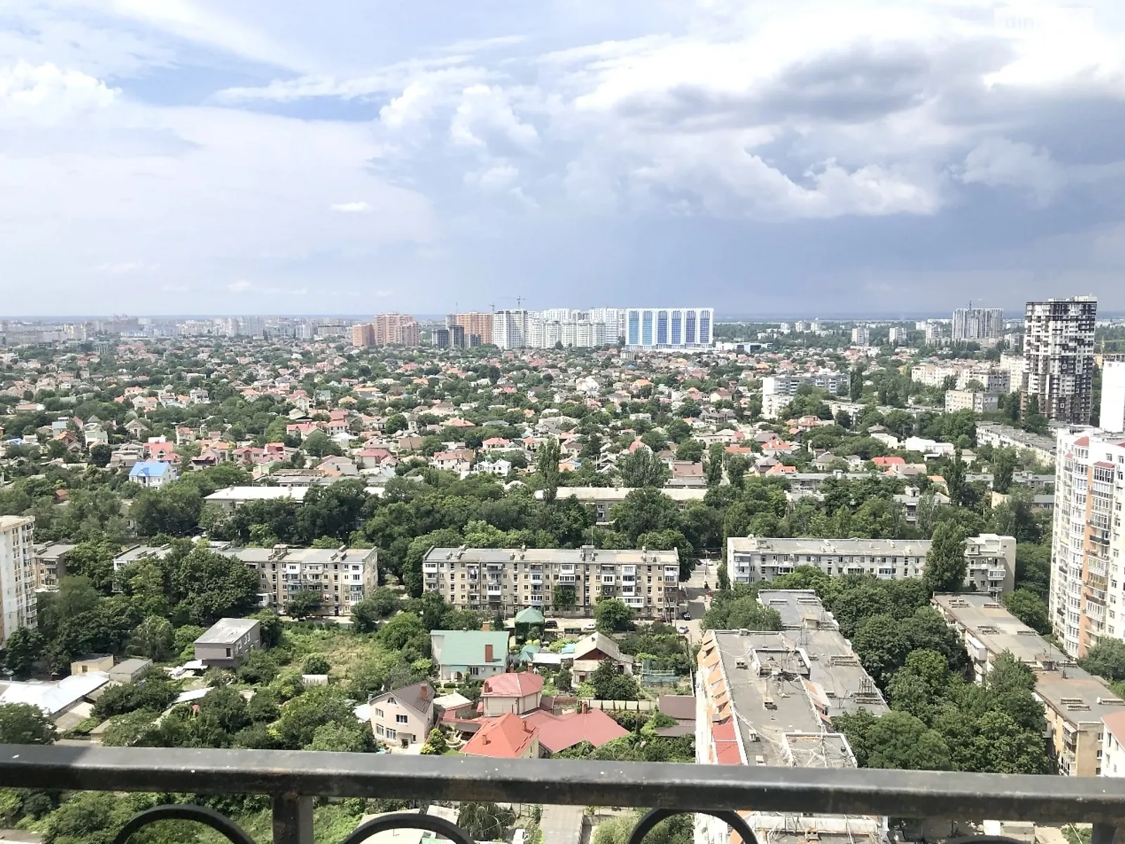 Продається 1-кімнатна квартира 41 кв. м у Одесі, вул. Педагогічна - фото 1