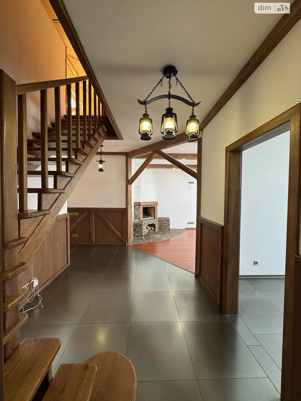 Продается 2-комнатная квартира 80.3 кв. м в Ивано-Франковске, цена: 78000 $ - фото 1