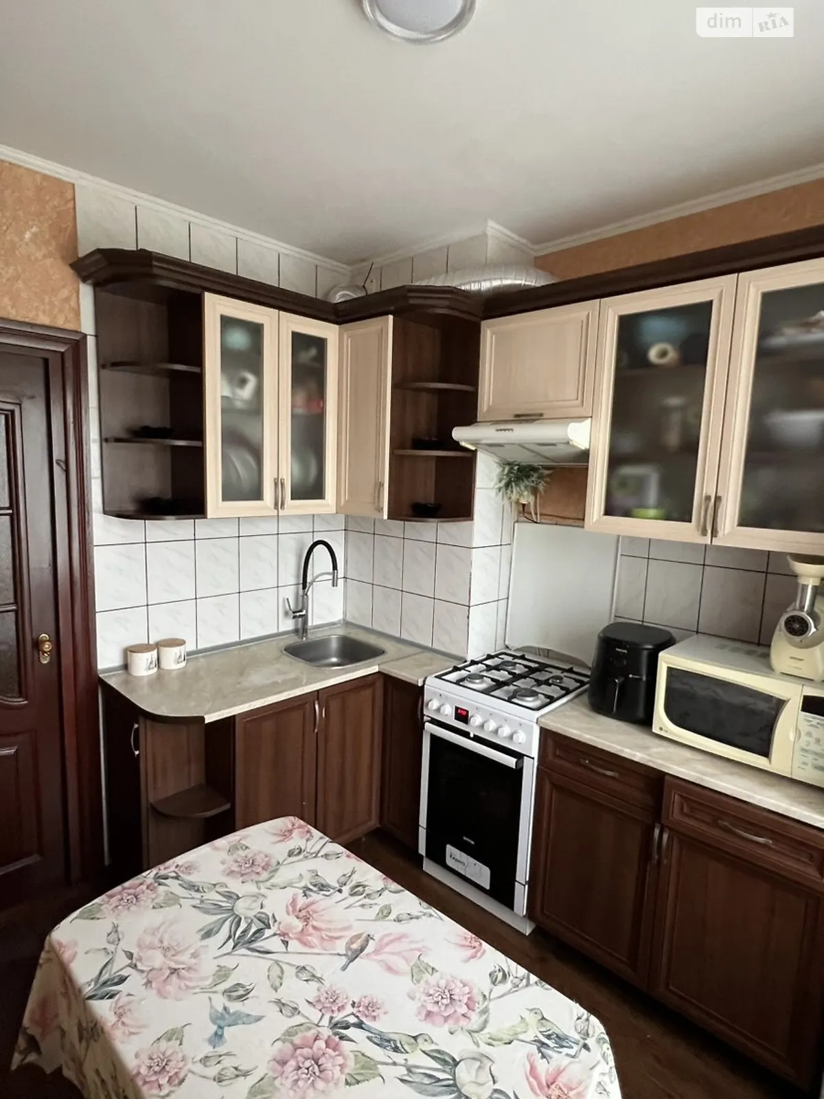 Продається 2-кімнатна квартира 48.2 кв. м у Рівному, цена: 47500 $ - фото 1